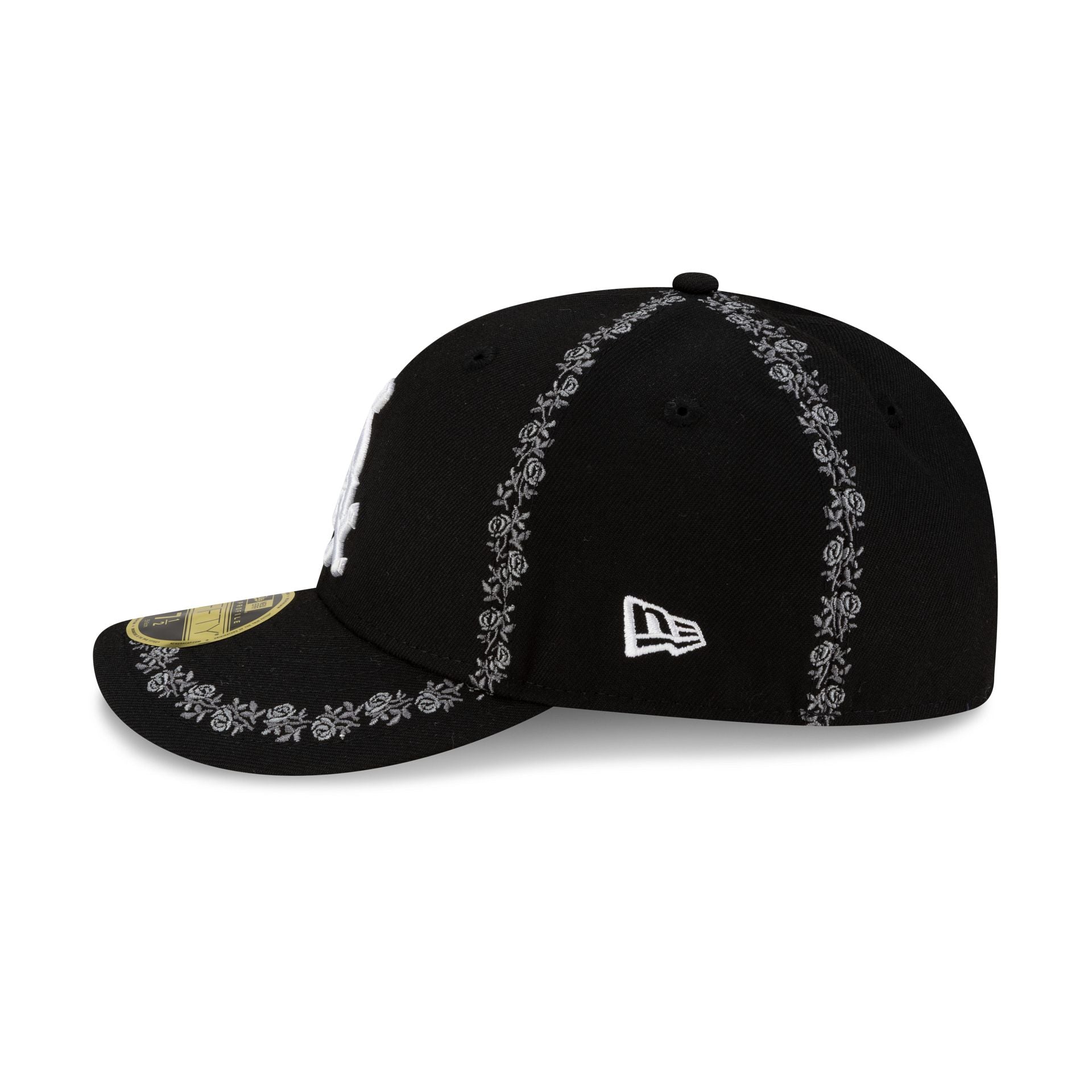 https://cdn.shopify.com/s/files/1/0601/2554/4675/files/14736991_LP59FIFTY_JAPANFW25_CHIWHI_BLACK_LSIDE.jpg?v=1761576592