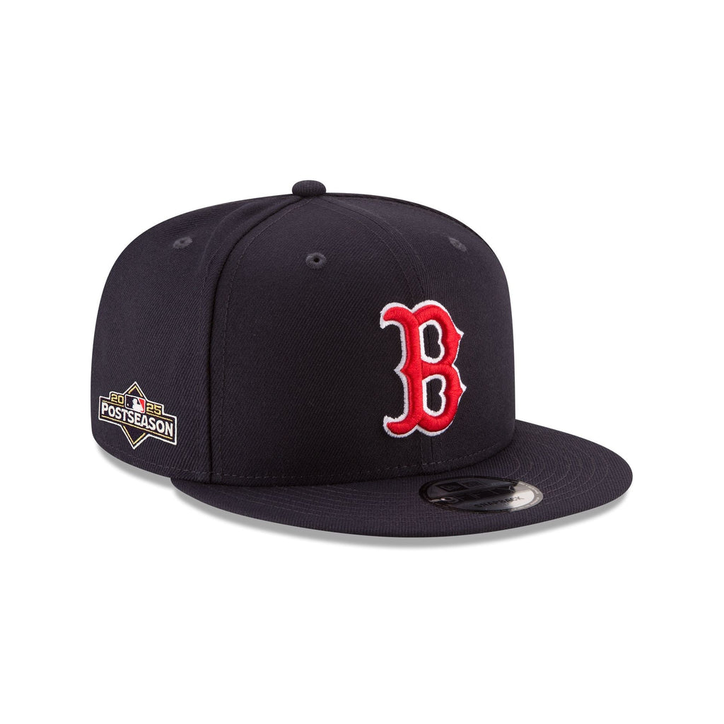 https://cdn.shopify.com/s/files/1/0601/2554/4675/files/14940076_9FIFTY_MLBOTCPOSTSEASONSP25_BOSRED_OTC_3QR.jpg?v=1758891979
