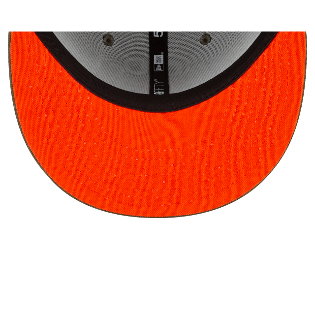 https://cdn.shopify.com/s/files/1/0601/2554/4675/products/60226258_59FIFTY_ALPHA_ARIDIA_NOV_UV.png?v=1658764272