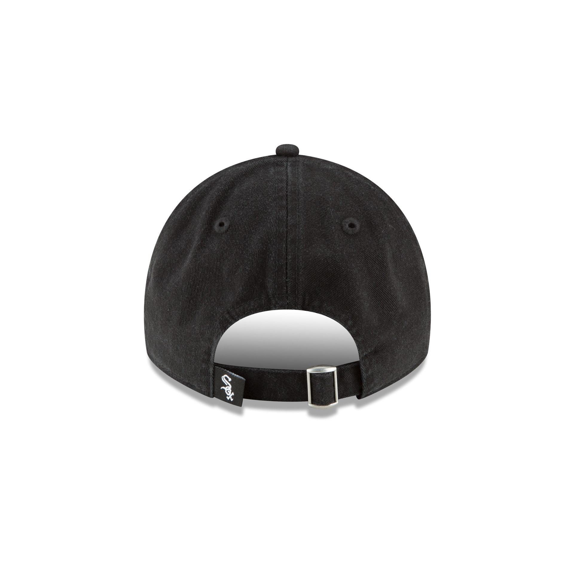 https://cdn.shopify.com/s/files/1/0601/2554/4675/files/60235359_W9TWENTY_WCRECLASSTWPRI_CHIWHI_OTC_R.jpg?v=1705600999