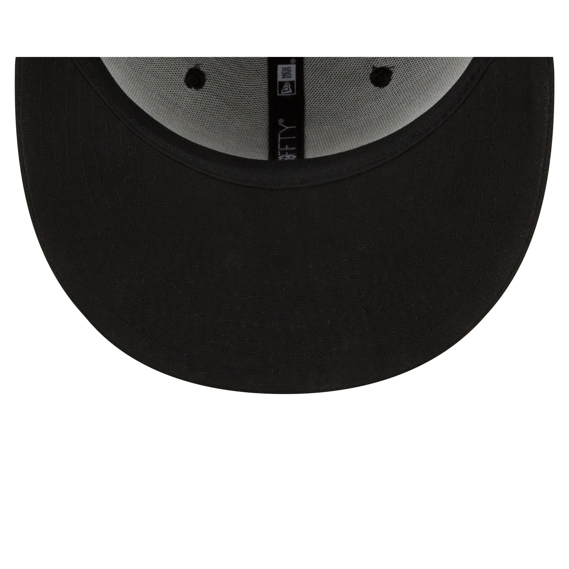 https://cdn.shopify.com/s/files/1/0601/2554/4675/files/60240742_LP59FIFTY_MLB21CITYCONNECT21_CHIWHI_C2_A0_OTC_UV.jpg?v=1751990224