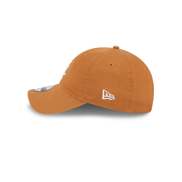 https://cdn.shopify.com/s/files/1/0601/2554/4675/products/60404484_9TWENTY_EVERGREEN_CHIWHI_LBZLBZOTC_LSIDE.png?v=1687271911