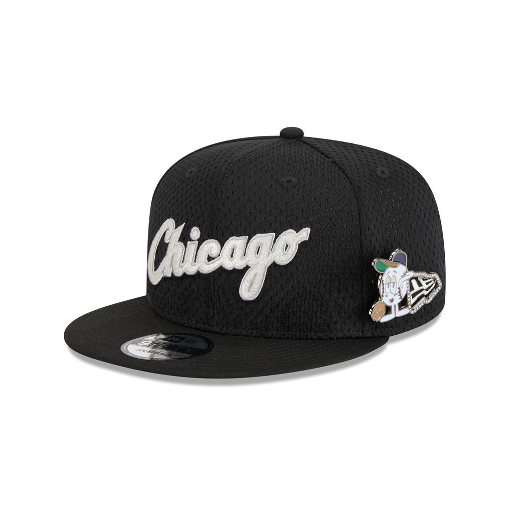 https://cdn.shopify.com/s/files/1/0601/2554/4675/files/60426606_9FIFTY_POST-UPPIN_CHIWHI_BLK_3QL.jpg?v=1693420921