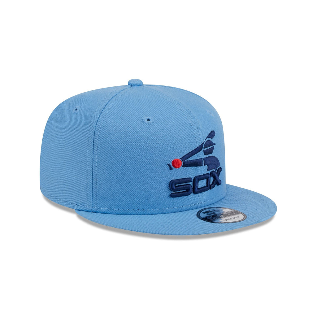 https://cdn.shopify.com/s/files/1/0601/2554/4675/files/60440190_9FIFTY_950EGSKYSKYOTC_CHIWHICO_SKYSKYOTC_3QR.jpg?v=1713795130