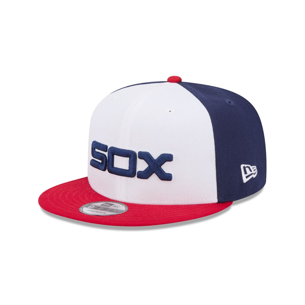 https://cdn.shopify.com/s/files/1/0601/2554/4675/files/60440193_9FIFTY_950EGACOTCOTCOTC_CHIWHI_OTC_3QL.jpg?v=1713795131