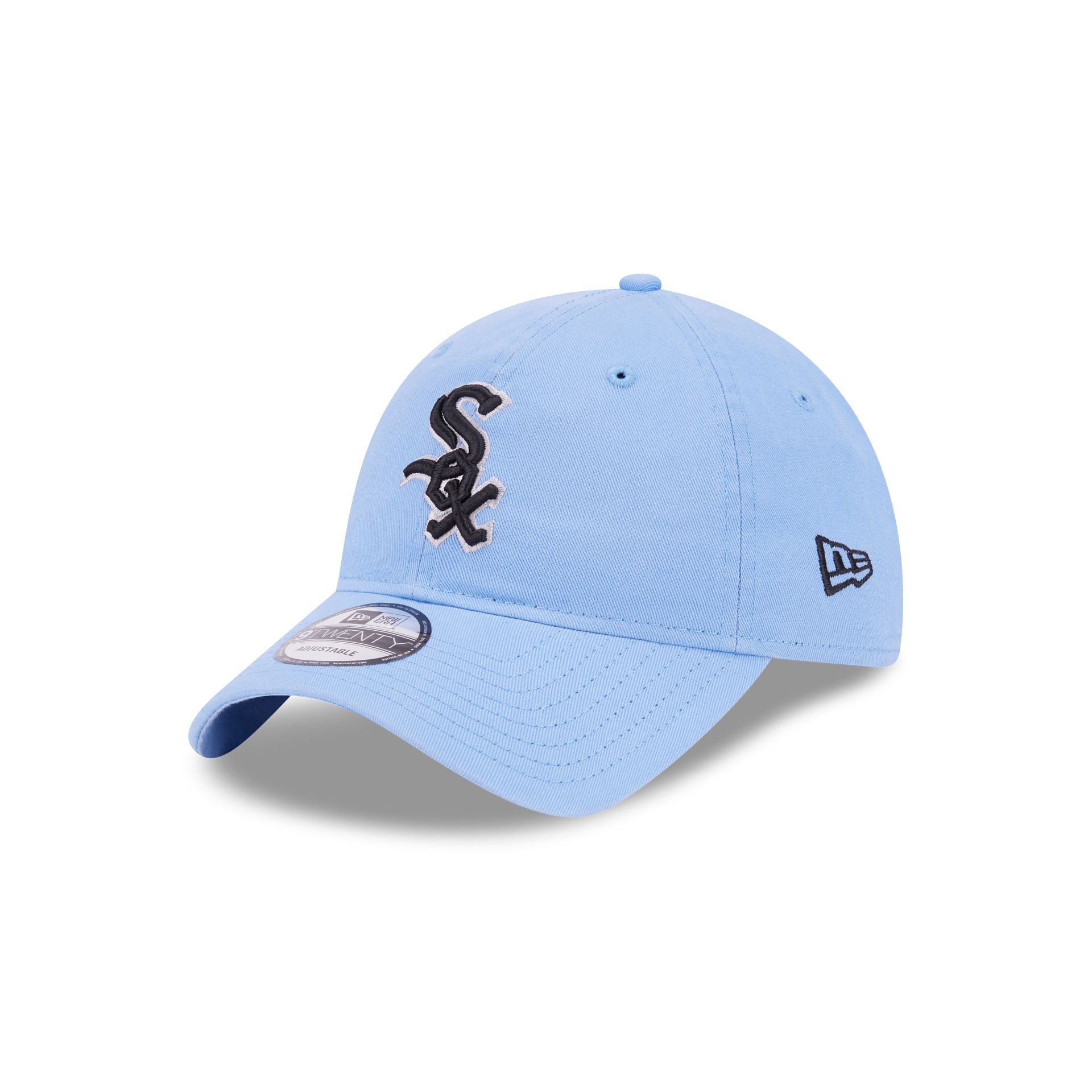 https://cdn.shopify.com/s/files/1/0601/2554/4675/files/60445723_9TWENTY_920EGSKYSKYOTC_CHIWHI_SKY_3QL.jpg?v=1713795131