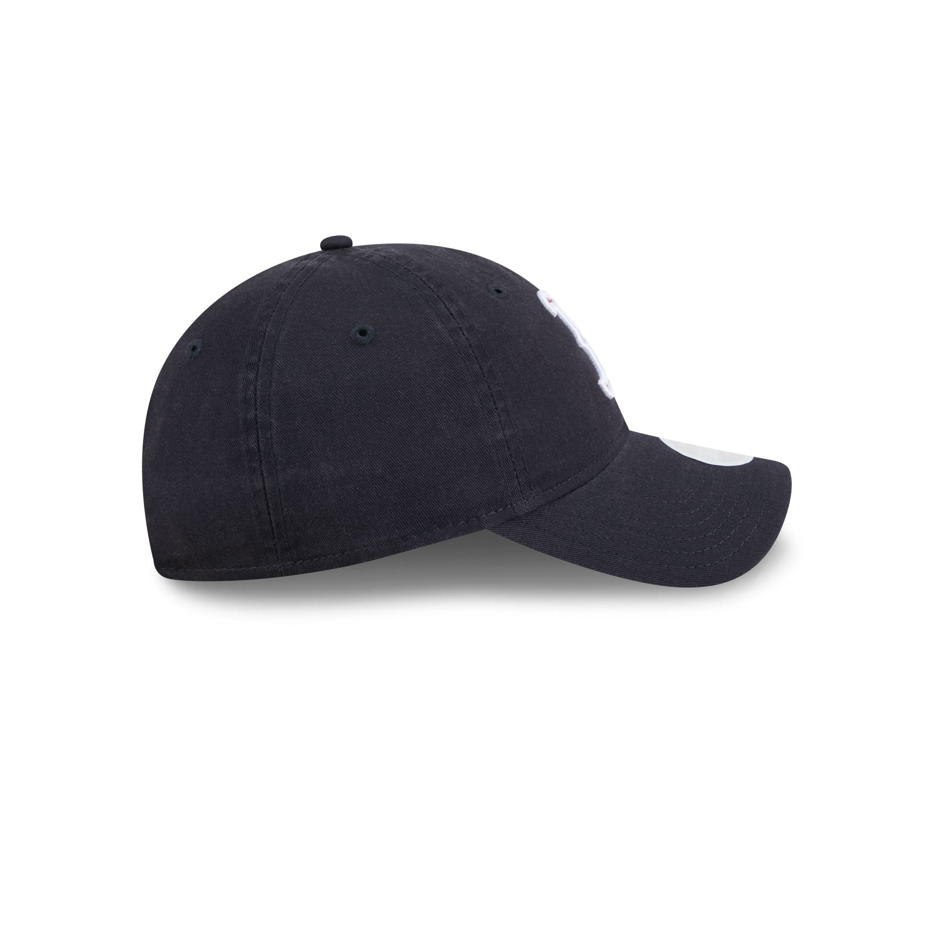 https://cdn.shopify.com/s/files/1/0601/2554/4675/files/60446307_9TWENTY_W920EGGLITTEROTC_BOSRED_OTC_RSIDE.jpg?v=1758808718