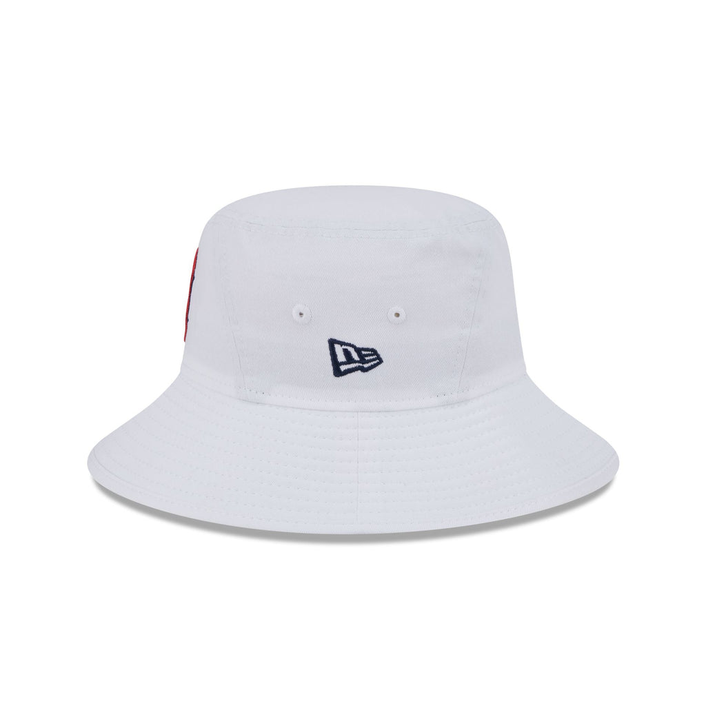 https://cdn.shopify.com/s/files/1/0601/2554/4675/files/60446783_BUCKET_BCKTEGWHIWHIOTC_BOSRED_WHI_LSIDE.jpg?v=1713795114