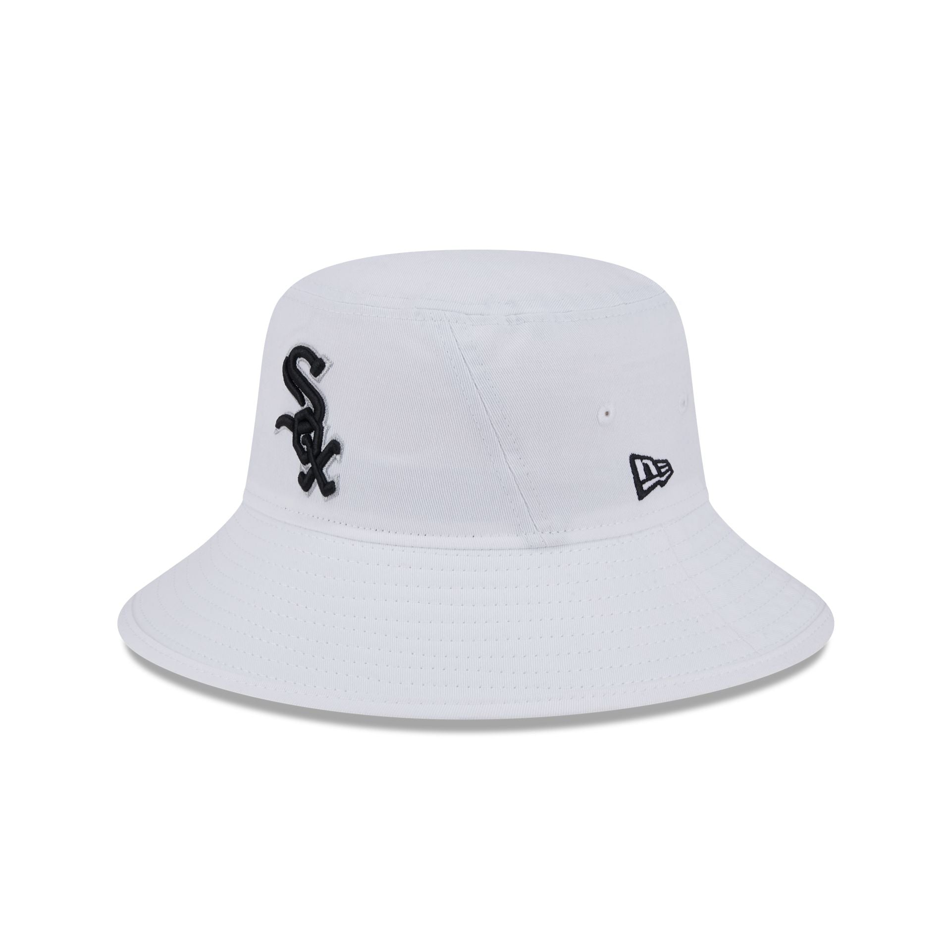 https://cdn.shopify.com/s/files/1/0601/2554/4675/files/60446860_BUCKET_BCKTEGWHIWHIOTC_CHIWHI_WHI_3QL.jpg?v=1713795127