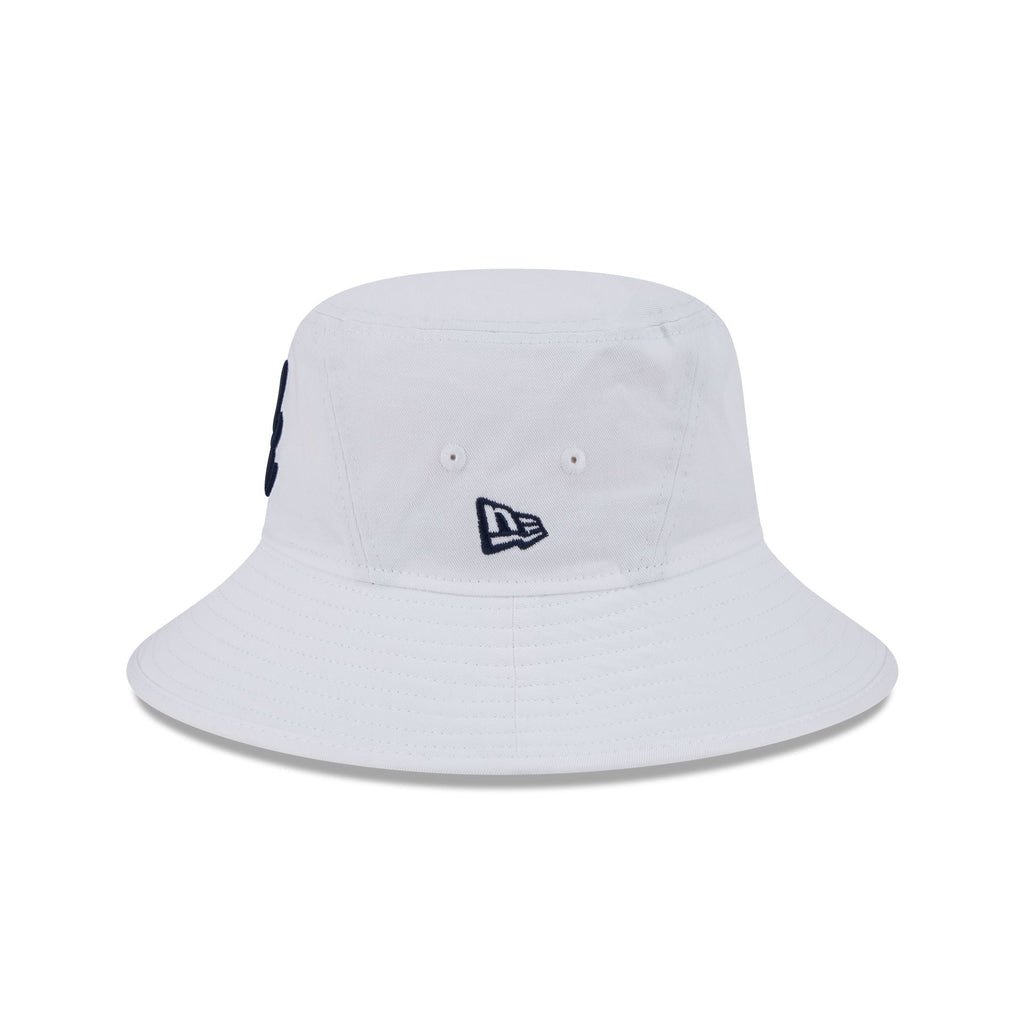 https://cdn.shopify.com/s/files/1/0601/2554/4675/files/60446869_BUCKET_BCKTEGWHIWHIOTC_ATLBRA_WHI_LSIDE.jpg?v=1713795113