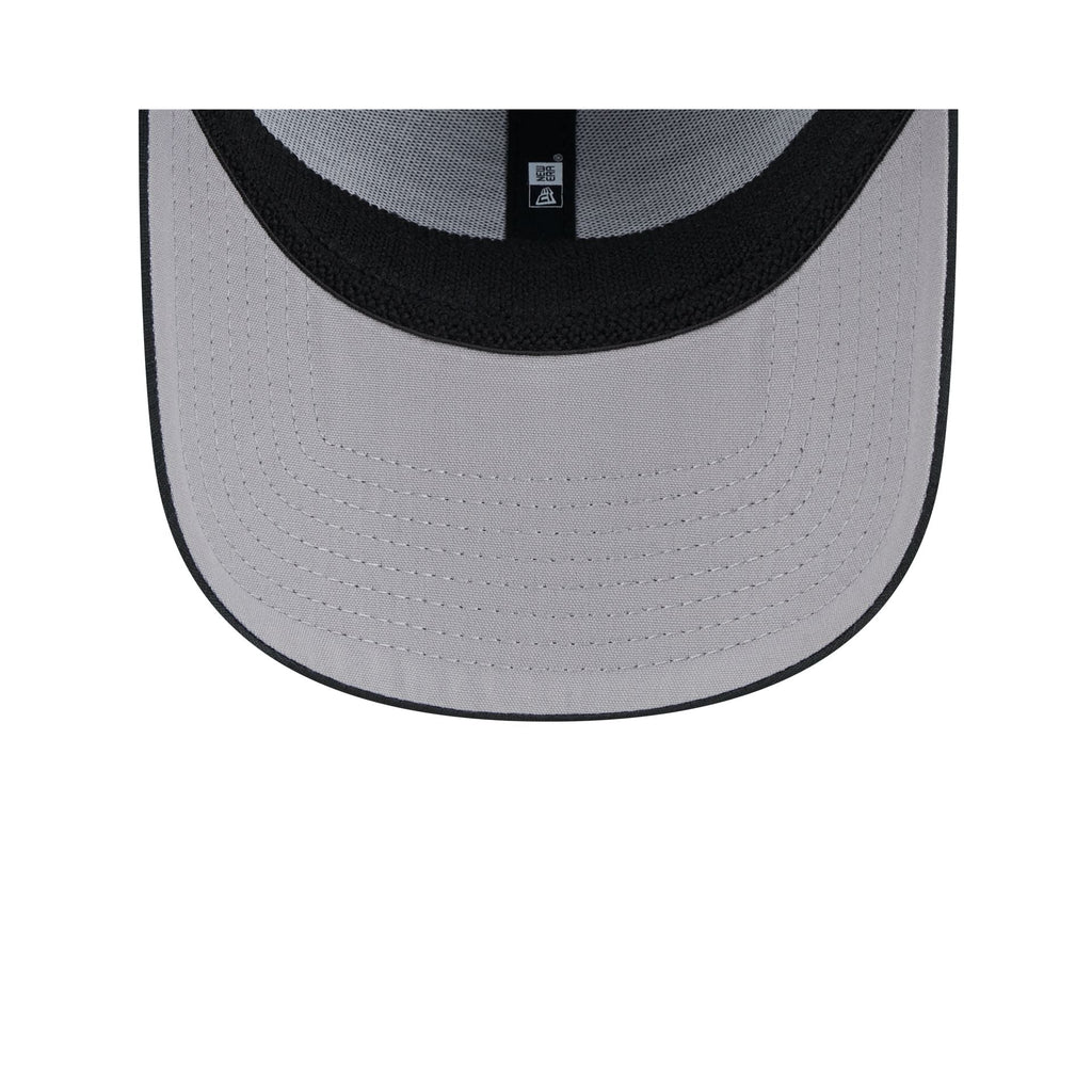 https://cdn.shopify.com/s/files/1/0601/2554/4675/files/60490781_9FORTYSS_MLB24CHOF940_CHIWHI_OTC_UV.jpg?v=1706806336