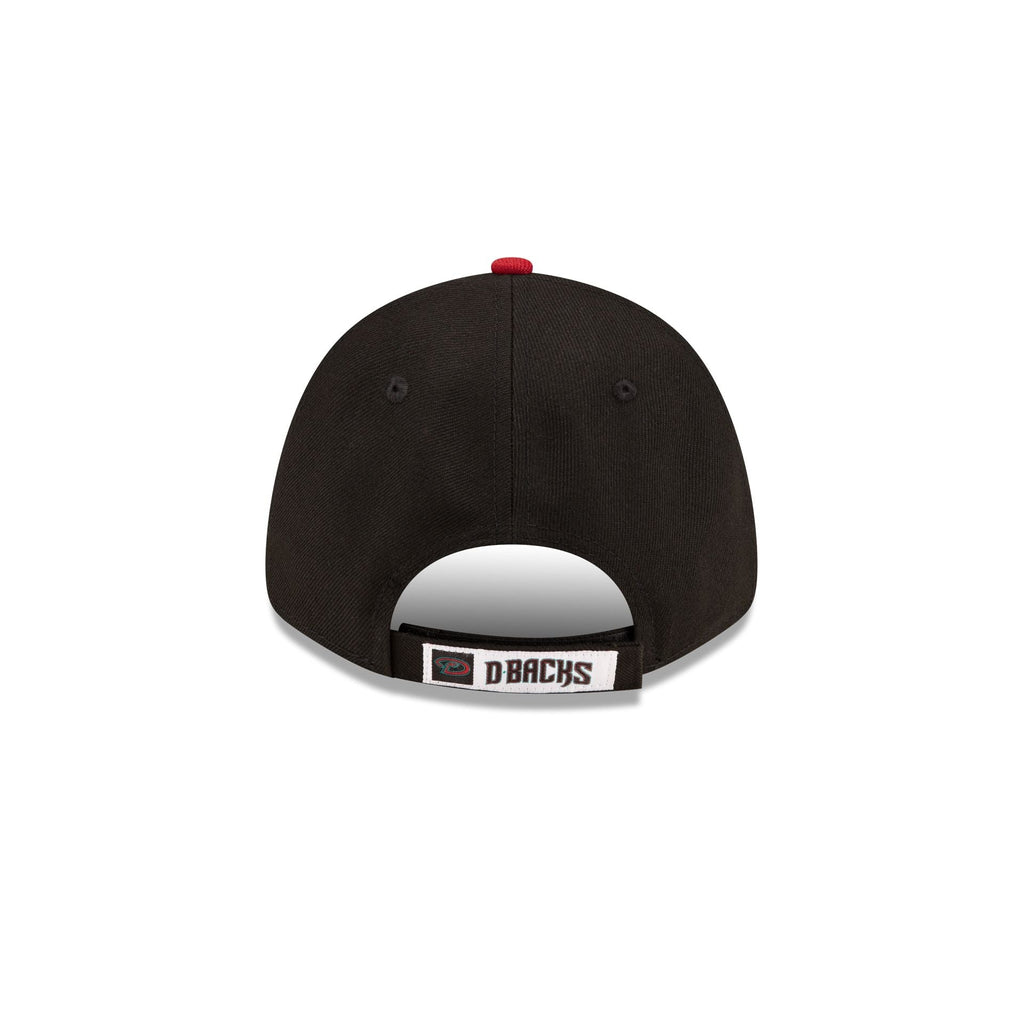https://cdn.shopify.com/s/files/1/0601/2554/4675/files/60495368_60498444_9FORTY_THELEAGUERD_ARIDIA_BLKOTC_R.jpg?v=1705601001