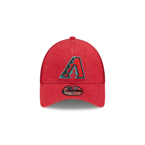 https://cdn.shopify.com/s/files/1/0601/2554/4675/files/60495372_9FORTY_TRUCKER_ARIDIA_OTCOTC_F.jpg?v=1705601000