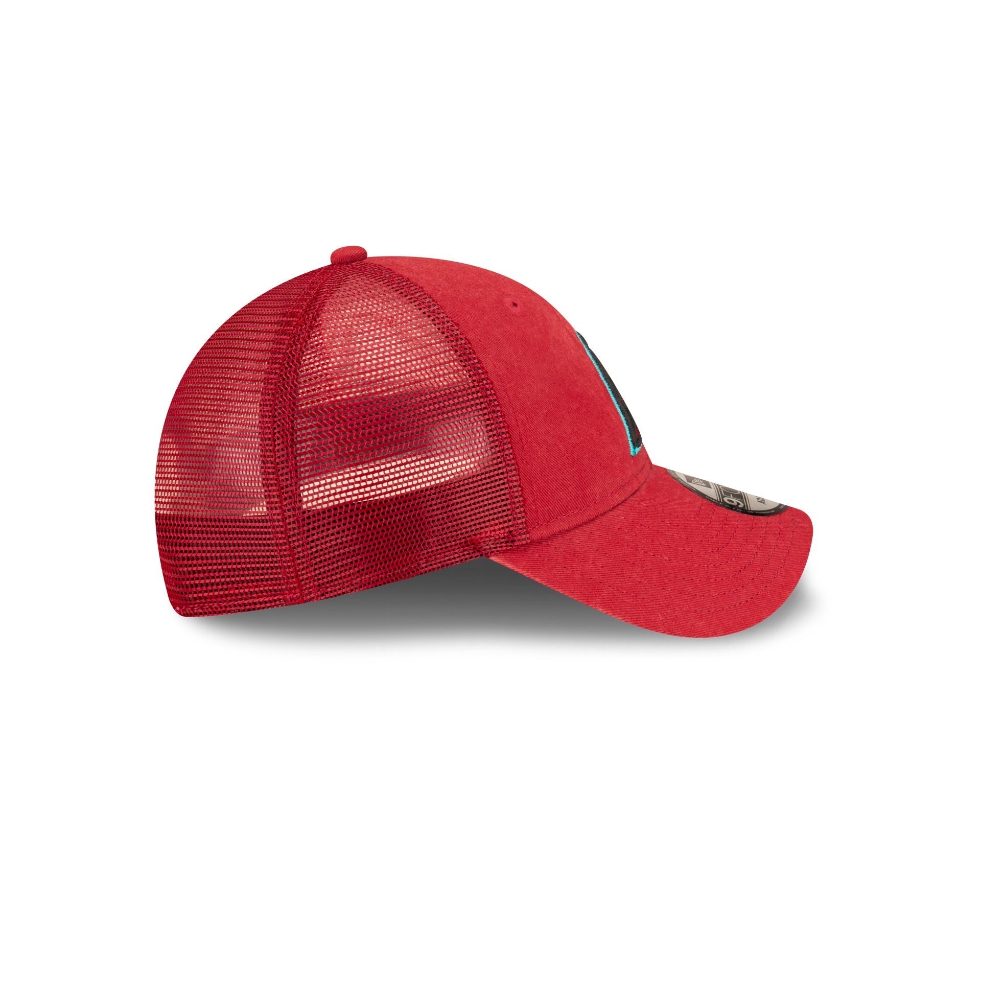 https://cdn.shopify.com/s/files/1/0601/2554/4675/files/60495372_9FORTY_TRUCKER_ARIDIA_OTCOTC_RSIDE.jpg?v=1705601000