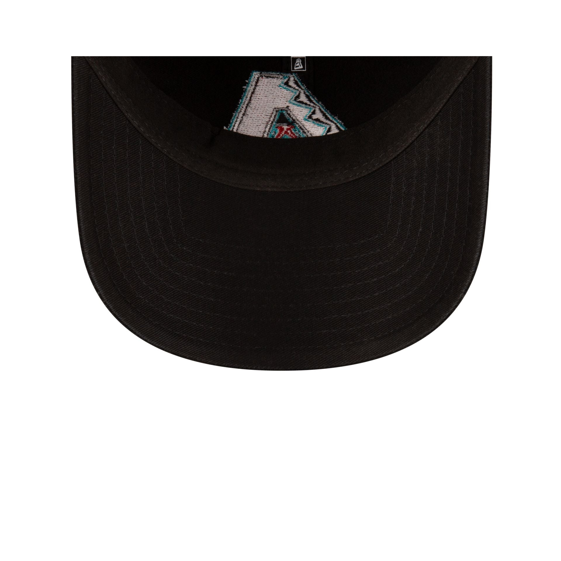 https://cdn.shopify.com/s/files/1/0601/2554/4675/files/60495382_9TWENTY_CORECLASSIC20ALT_ARIDIA_BLKBLK_UV.jpg?v=1705601002