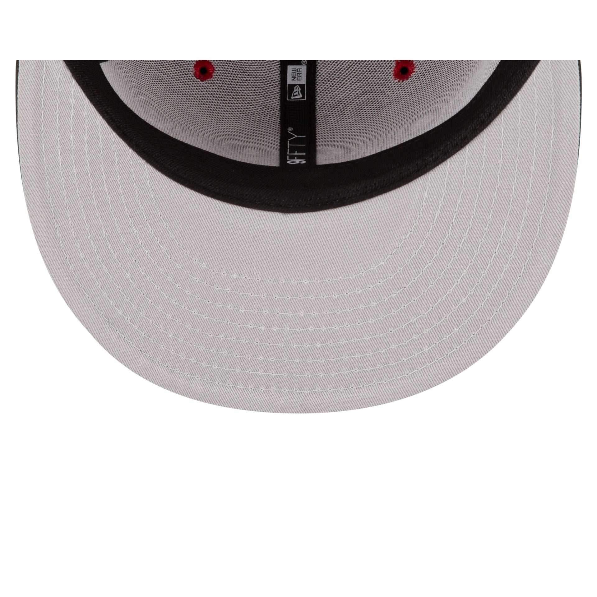 https://cdn.shopify.com/s/files/1/0601/2554/4675/files/60496177_9FIFTY_BASICSNAP_ARIDIA_OTCBLK_UV.jpg?v=1705601001