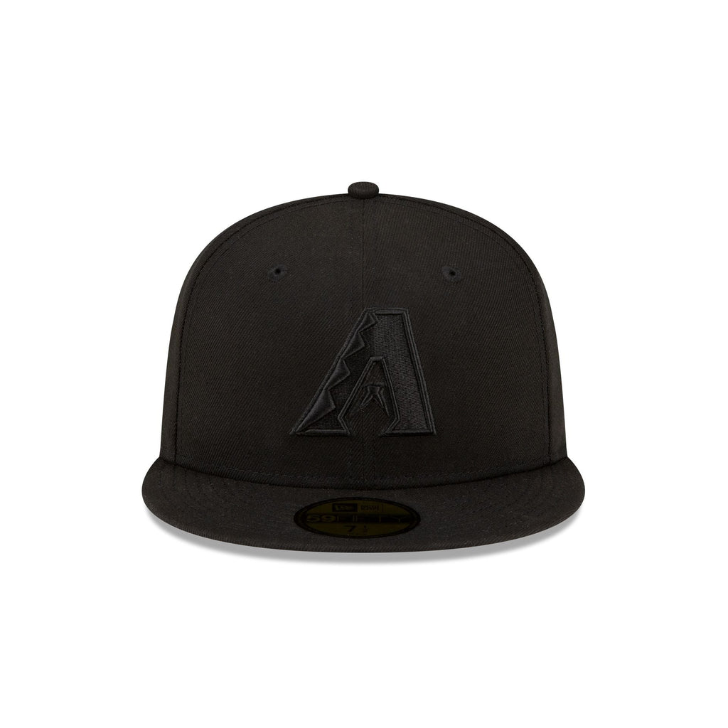 https://cdn.shopify.com/s/files/1/0601/2554/4675/files/60496203_59FIFTY_BASIC_ARIDIA_BLKBLK_F.jpg?v=1705601000