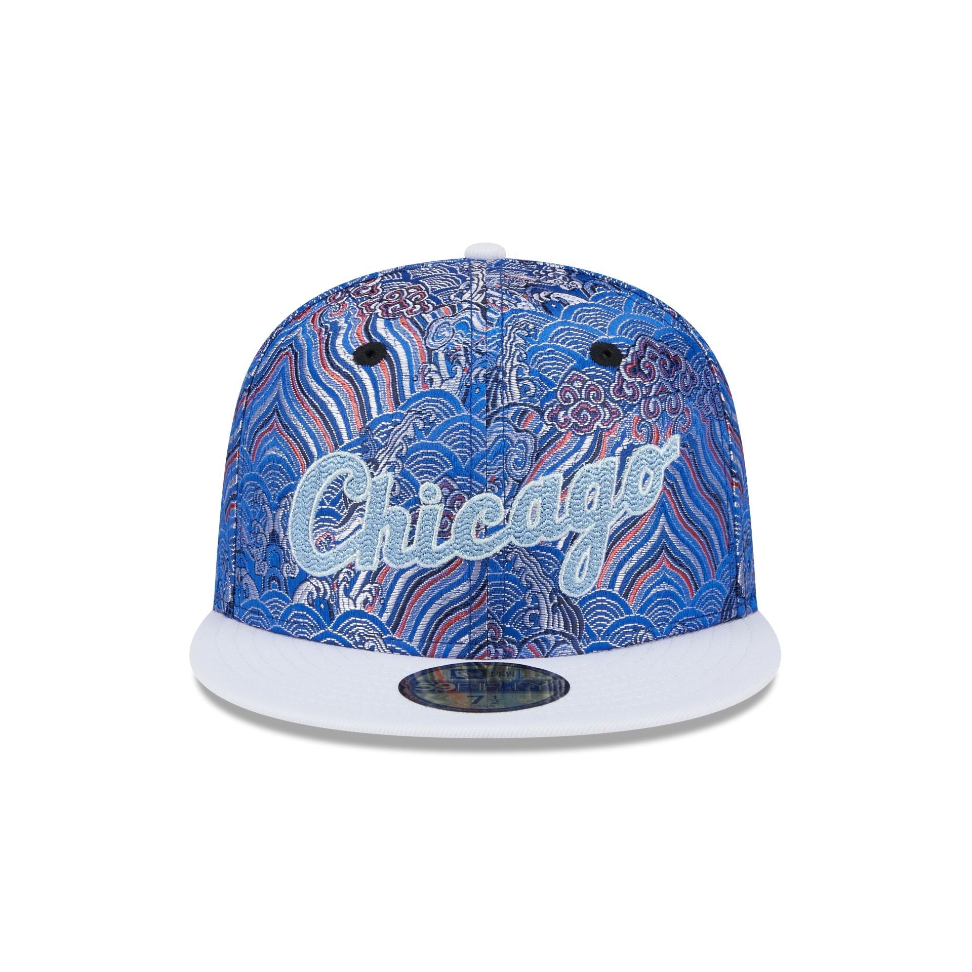https://cdn.shopify.com/s/files/1/0601/2554/4675/files/60571764_59FIFTY_LifestyleEnergy_CHIWHI_LRY_F.jpg?v=1717514866