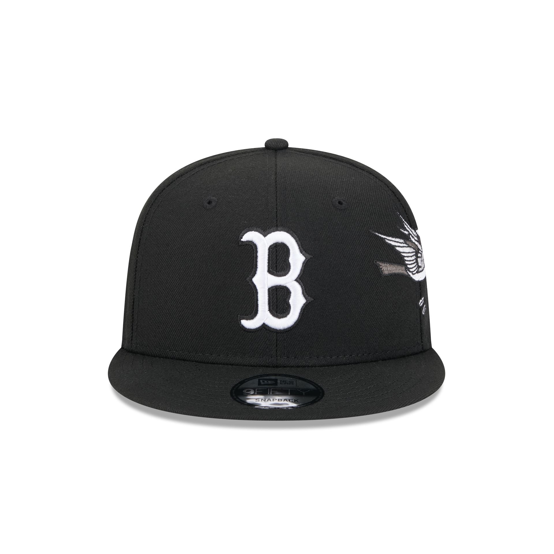 https://cdn.shopify.com/s/files/1/0601/2554/4675/files/60573301_9FIFTY_CITYART_BOSRED_BLK_F.jpg?v=1724420826