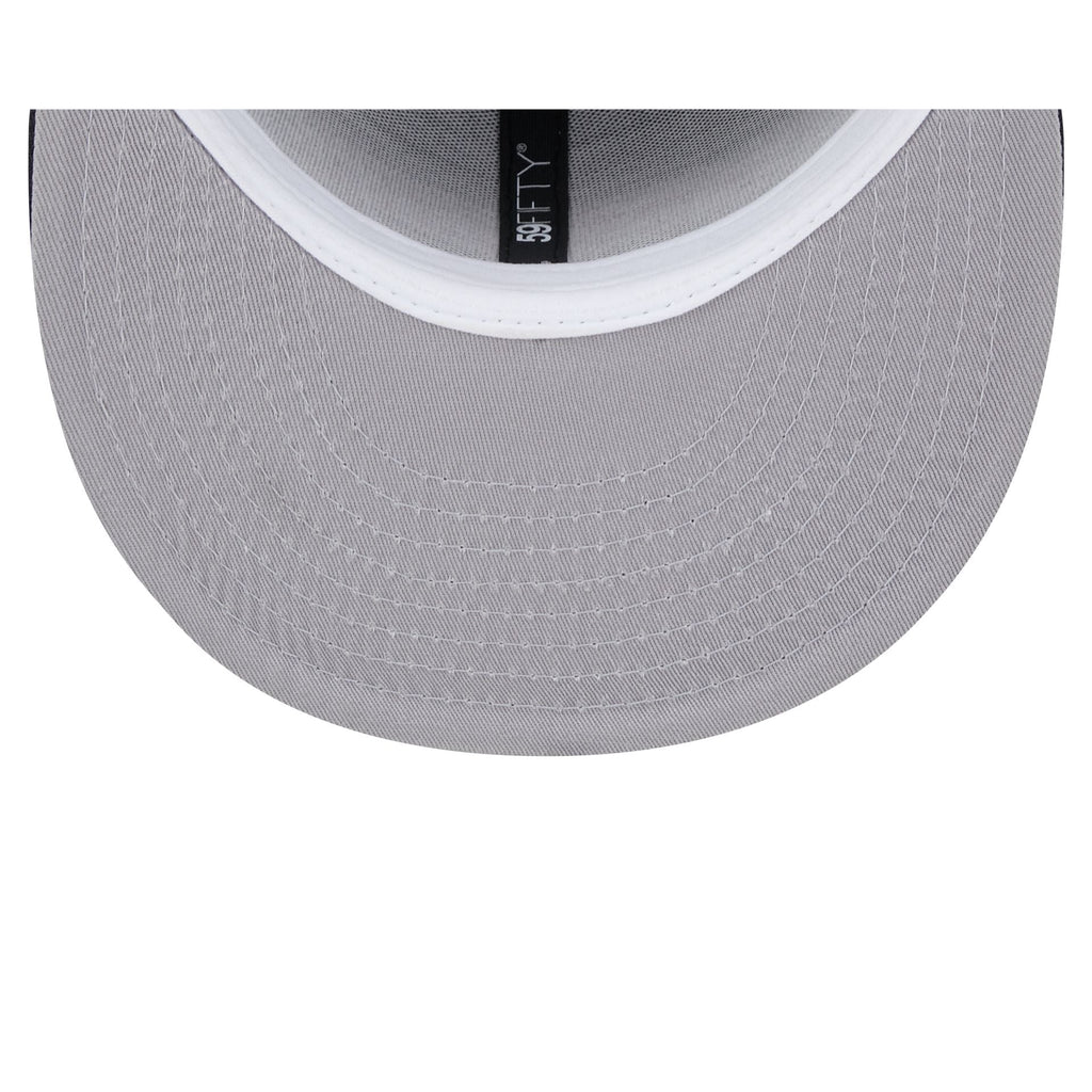 https://cdn.shopify.com/s/files/1/0601/2554/4675/files/60573337_59FIFTY_CLASSIC8-BITWORDMA_BOSRED_KHK_UV.jpg?v=1726173642