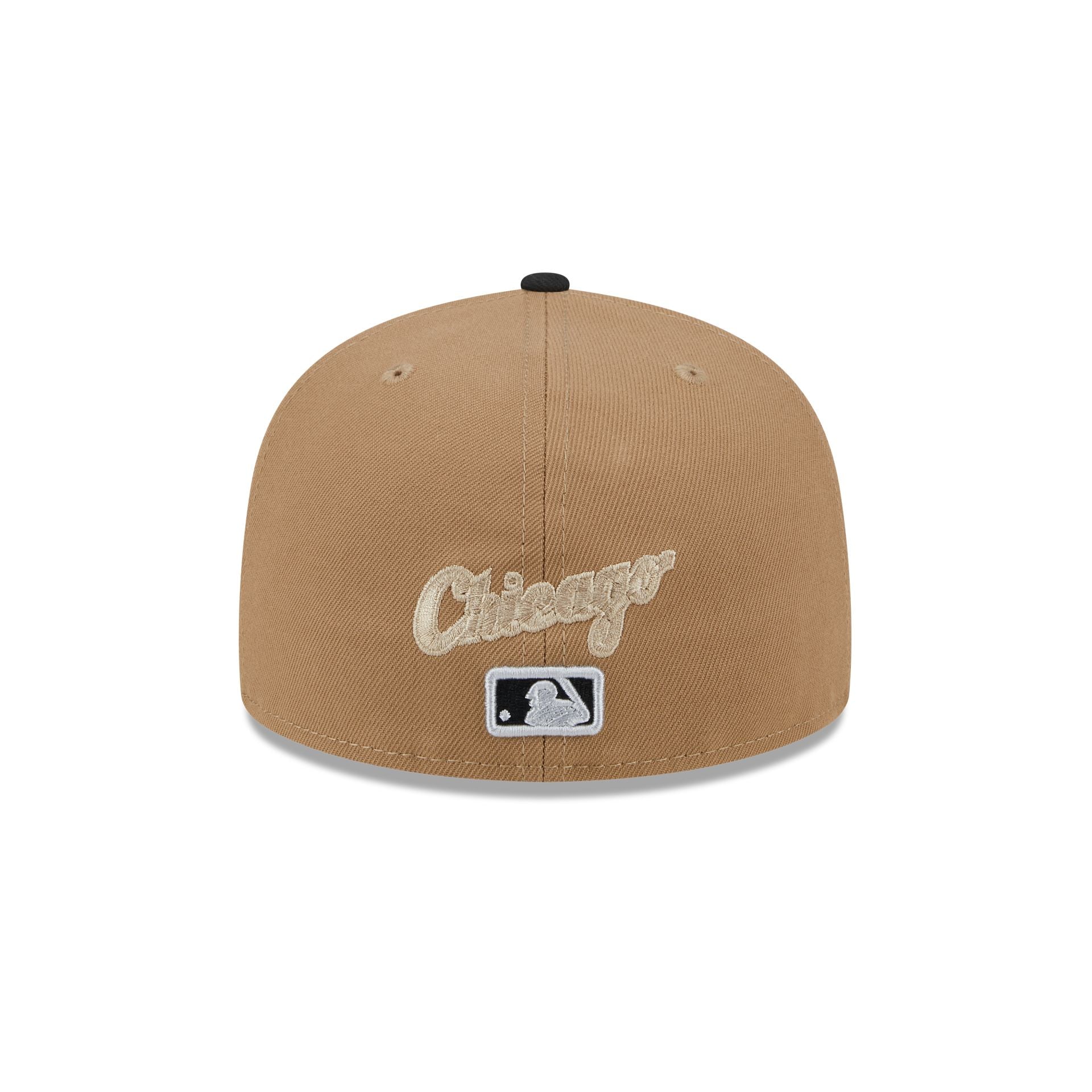 https://cdn.shopify.com/s/files/1/0601/2554/4675/files/60573338_59FIFTY_CLASSIC8-BITWORDMA_CHIWHI_KHK_R.jpg?v=1726173640