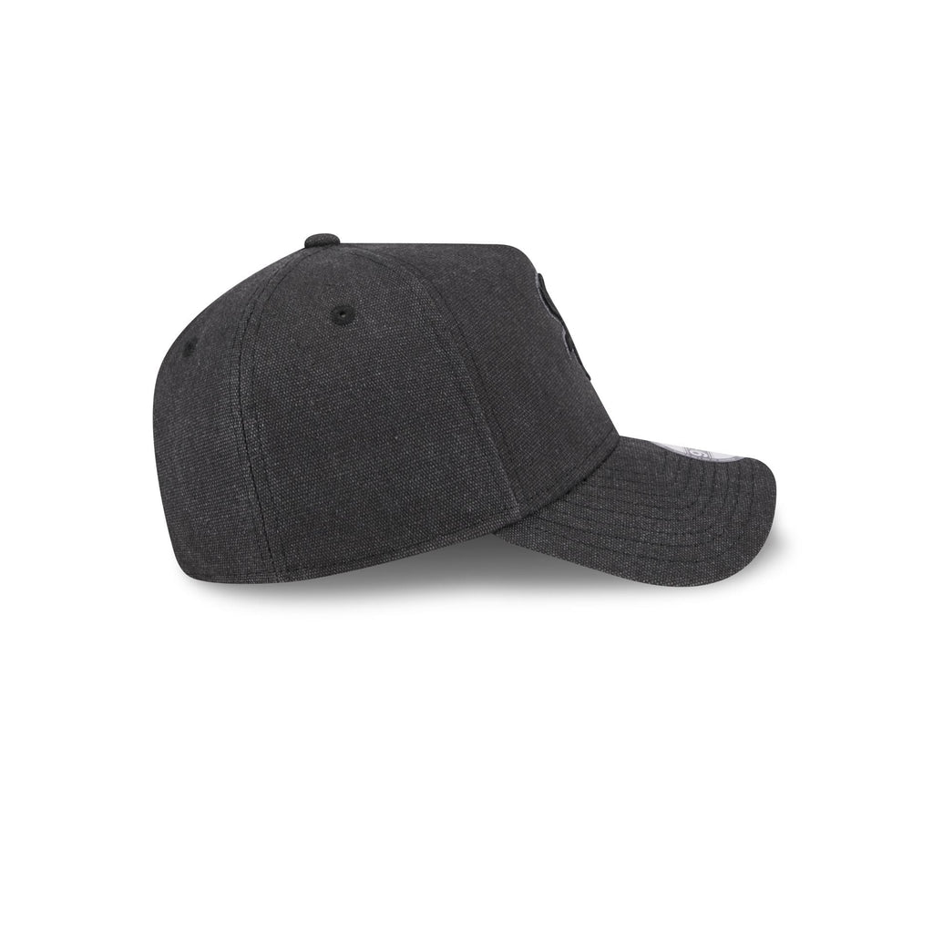 https://cdn.shopify.com/s/files/1/0601/2554/4675/files/60573445_AF9FORTY_LOGOESSENTIALS_CHIWHI_BLK_RSIDE.jpg?v=1726173638