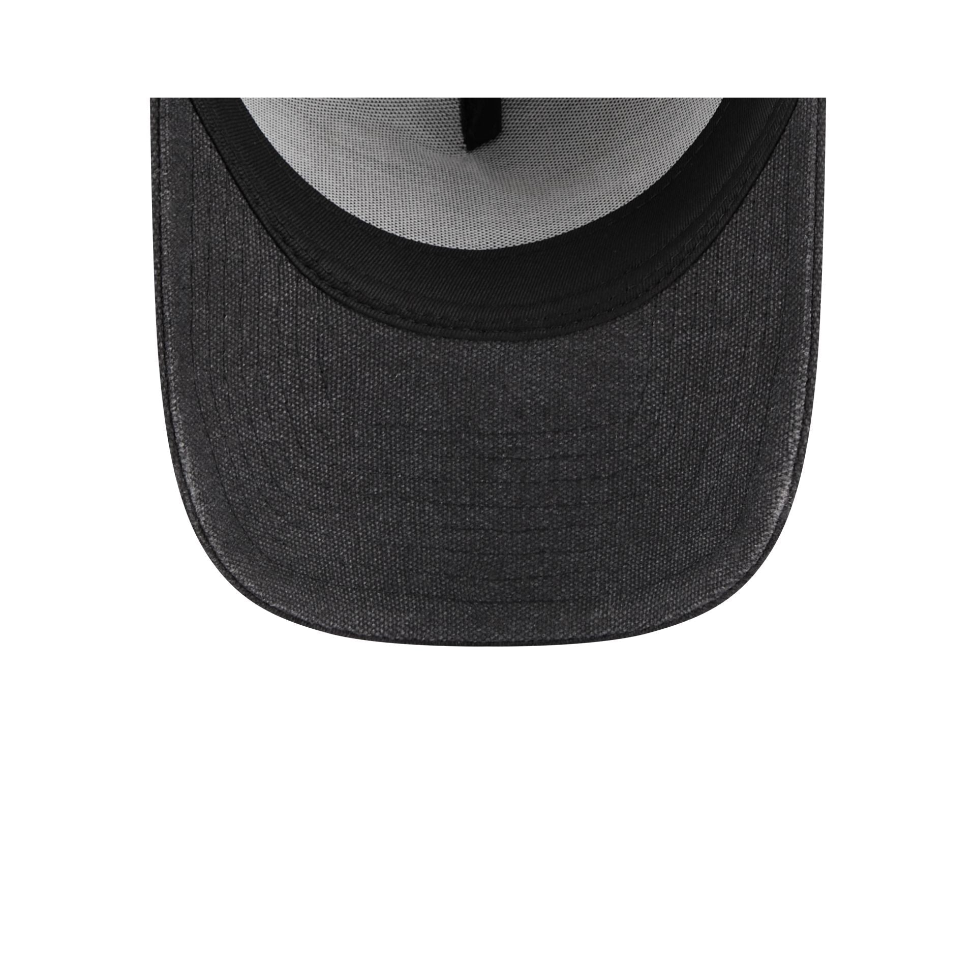 https://cdn.shopify.com/s/files/1/0601/2554/4675/files/60573445_AF9FORTY_LOGOESSENTIALS_CHIWHI_BLK_UV.jpg?v=1726173638