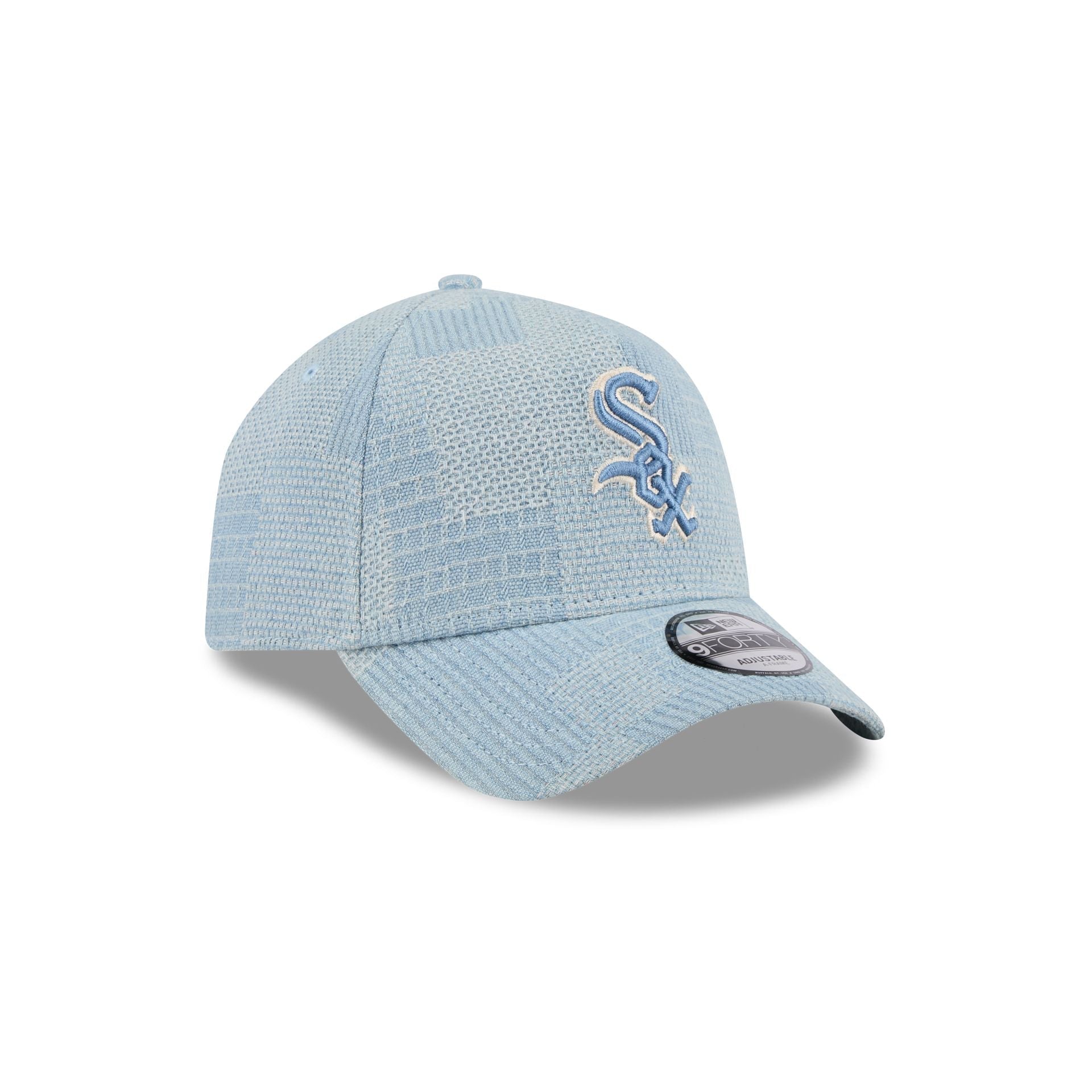 https://cdn.shopify.com/s/files/1/0601/2554/4675/files/60573516_AF9FORTY_LOGOESSENTIALS_CHIWHI_XBL_3QR.jpg?v=1726173632