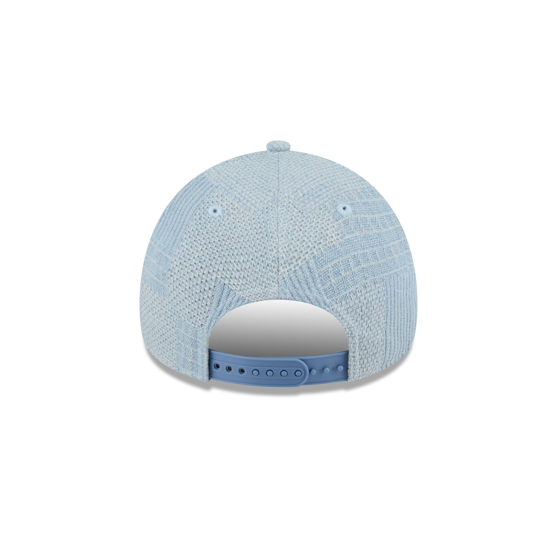 https://cdn.shopify.com/s/files/1/0601/2554/4675/files/60573516_AF9FORTY_LOGOESSENTIALS_CHIWHI_XBL_R.jpg?v=1726173633