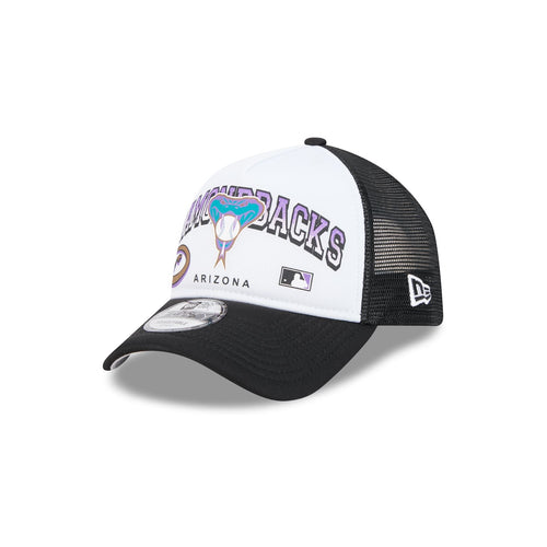 https://cdn.shopify.com/s/files/1/0601/2554/4675/files/60573565_AF9FORTY_RETROWORDMARK_ARIDIACO_OTC_3QL.jpg?v=1723664222