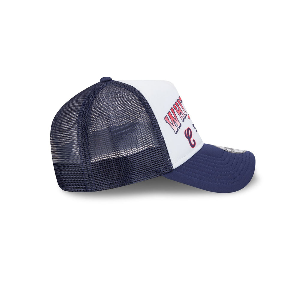 https://cdn.shopify.com/s/files/1/0601/2554/4675/files/60573570_AF9FORTY_RETROWORDMARK_CHIWHICO_OTC_RSIDE.jpg?v=1723664223