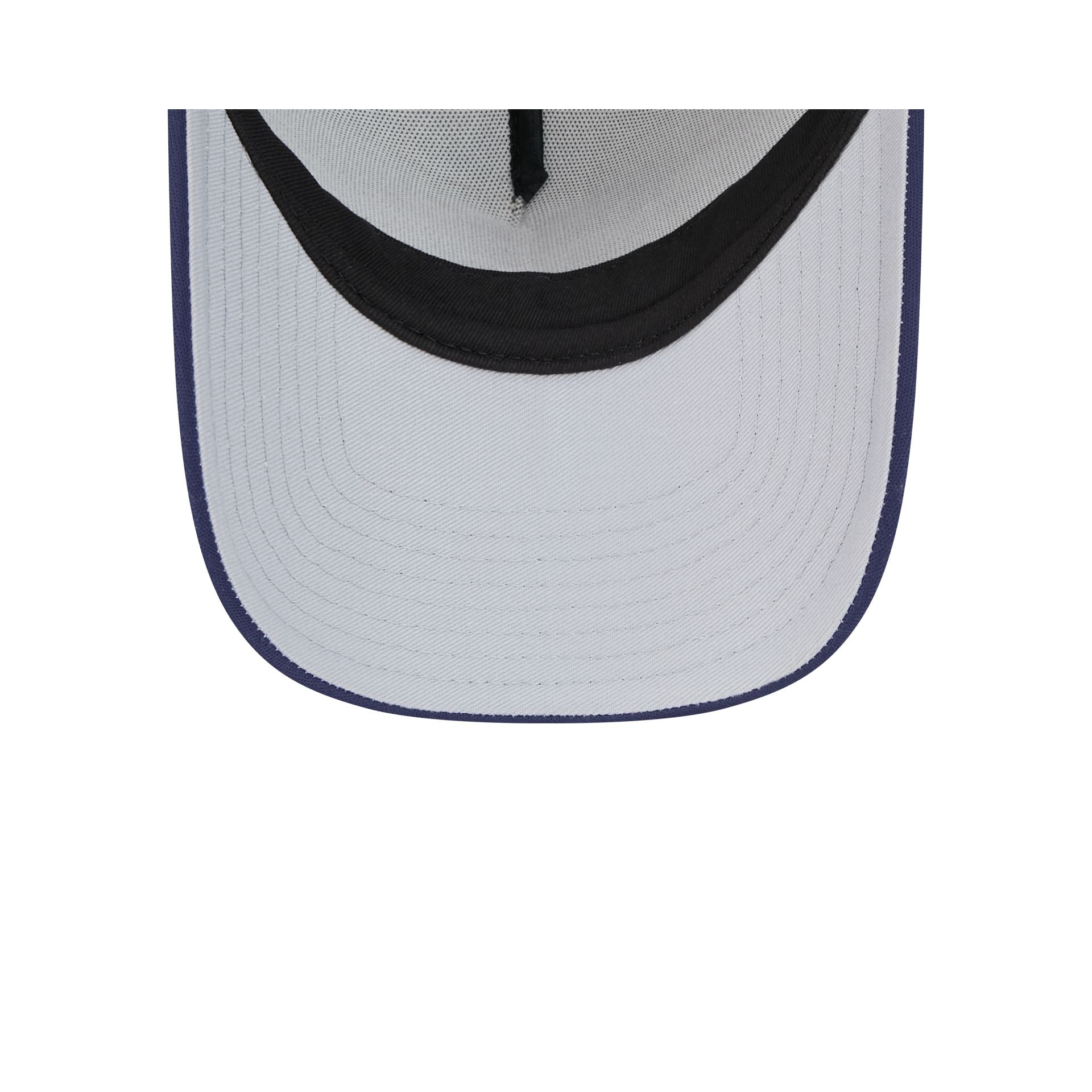 https://cdn.shopify.com/s/files/1/0601/2554/4675/files/60573570_AF9FORTY_RETROWORDMARK_CHIWHICO_OTC_UV.jpg?v=1723664222