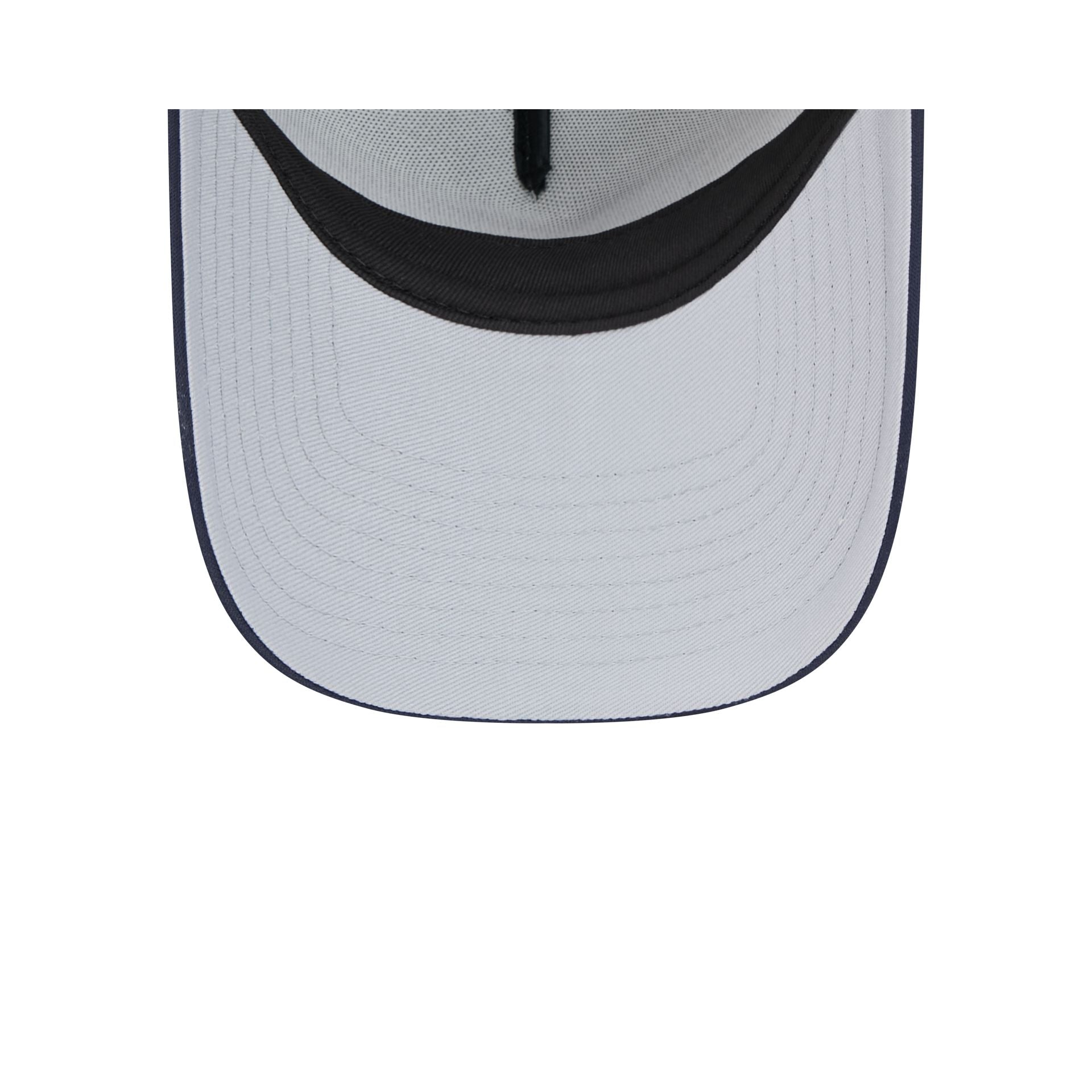 https://cdn.shopify.com/s/files/1/0601/2554/4675/files/60573571_AF9FORTY_RETROWORDMARK_BOSREDCO_OTC_UV.jpg?v=1723664222
