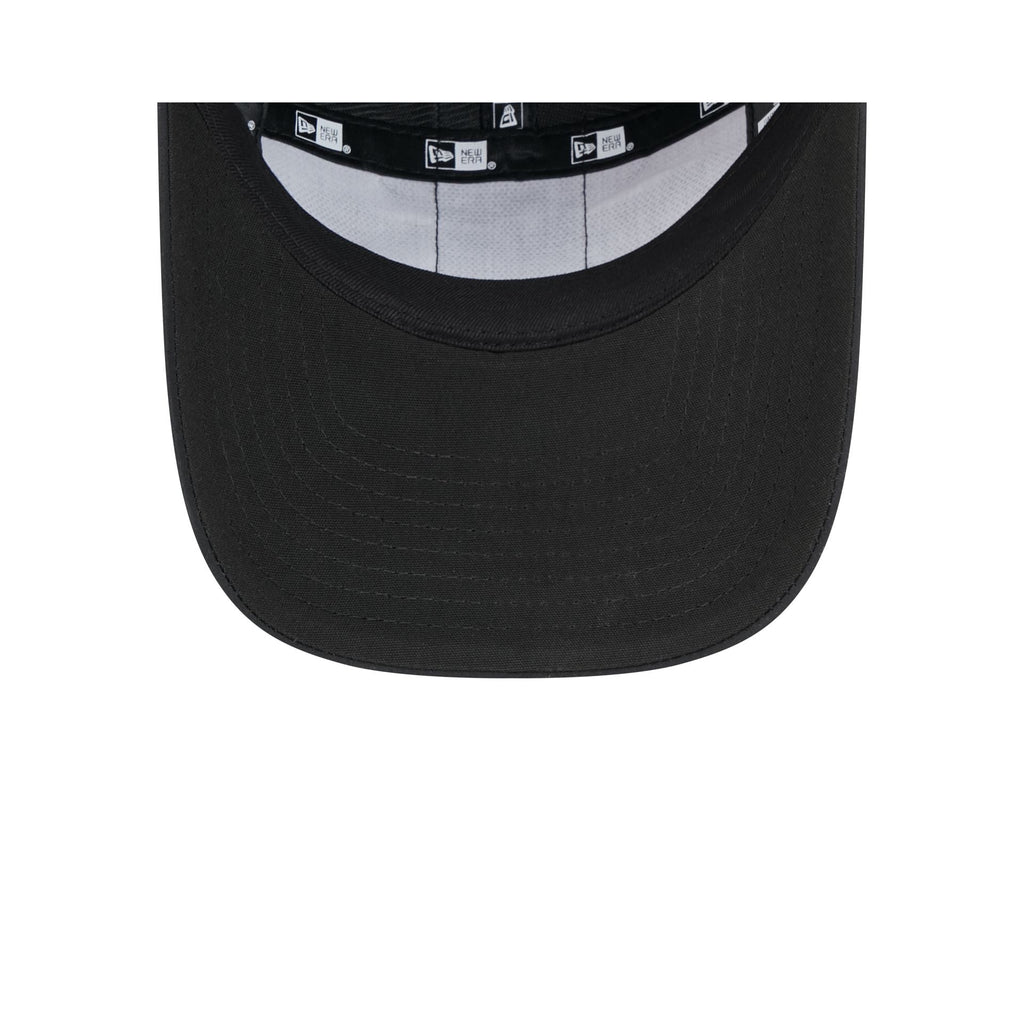 https://cdn.shopify.com/s/files/1/0601/2554/4675/files/60579266_ECOMRUNNER22726BOSREDBLK_UV.jpg?v=1722364583