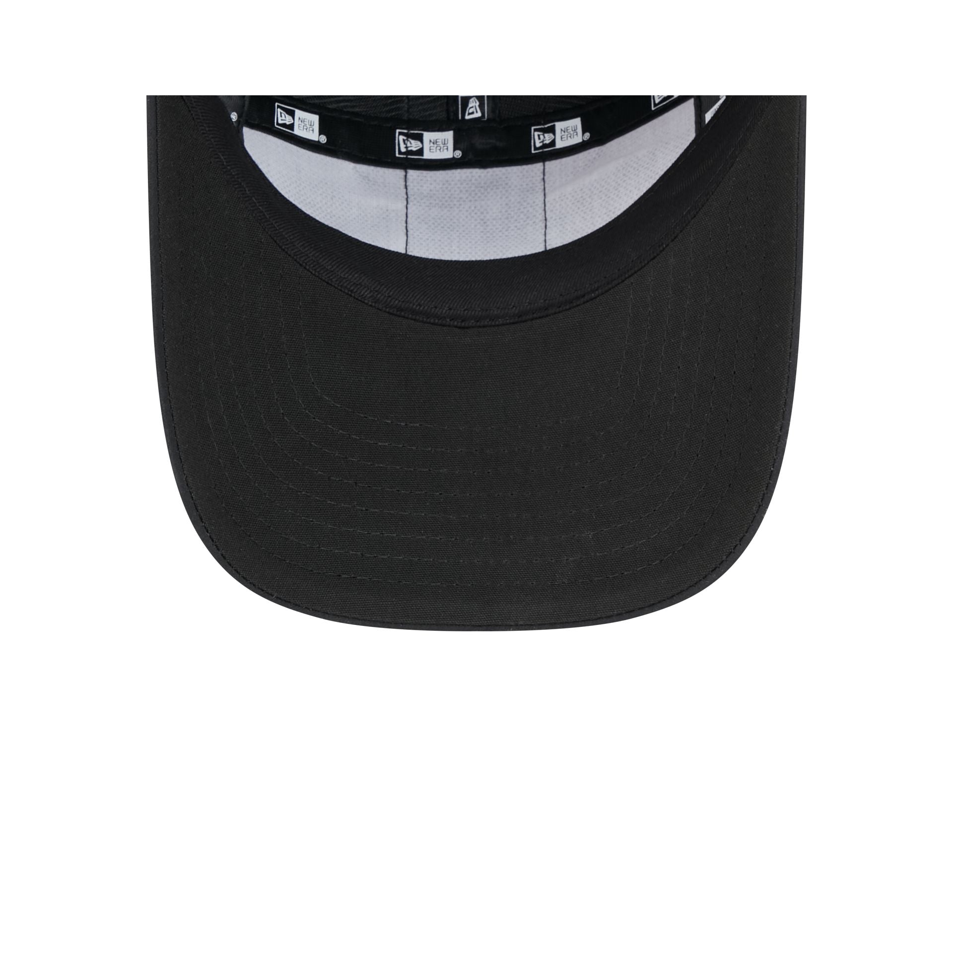 https://cdn.shopify.com/s/files/1/0601/2554/4675/files/60579266_ECOMRUNNER22726BOSREDBLK_UV.jpg?v=1722364583