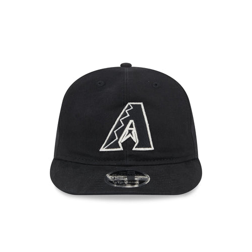 https://cdn.shopify.com/s/files/1/0601/2554/4675/files/60586892_RC9FIFTY_CANVASFELTLOGO_ARIDIA_OTC_F.jpg?v=1728999913