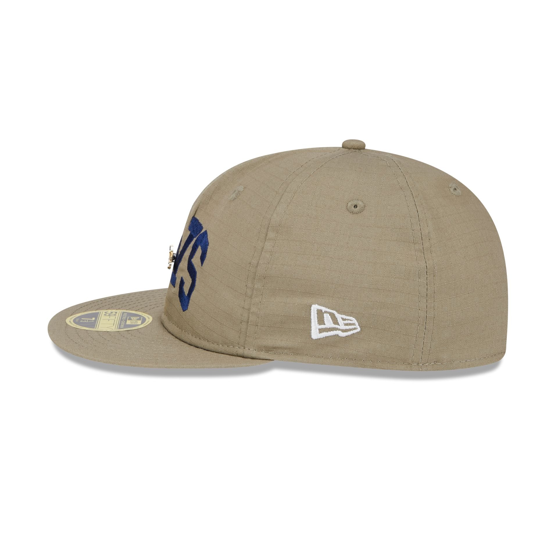 https://cdn.shopify.com/s/files/1/0601/2554/4675/files/60588061_RC59FIFTY_LifestyleEnergy_CHIWHI_KHK_LSIDE.jpg?v=1726058843