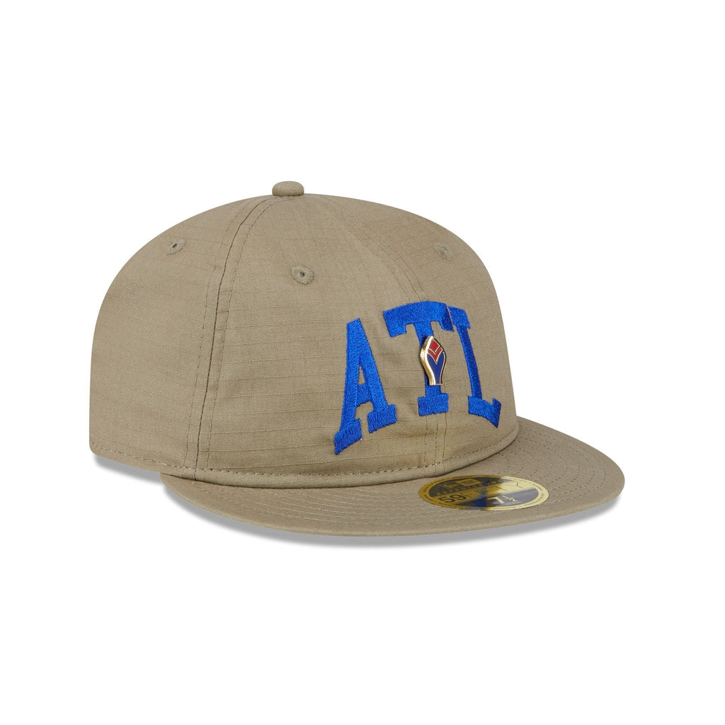 https://cdn.shopify.com/s/files/1/0601/2554/4675/files/60588063_RC59FIFTY_LifestyleEnergy_ATLBRA_KHK_3QR.jpg?v=1726058843