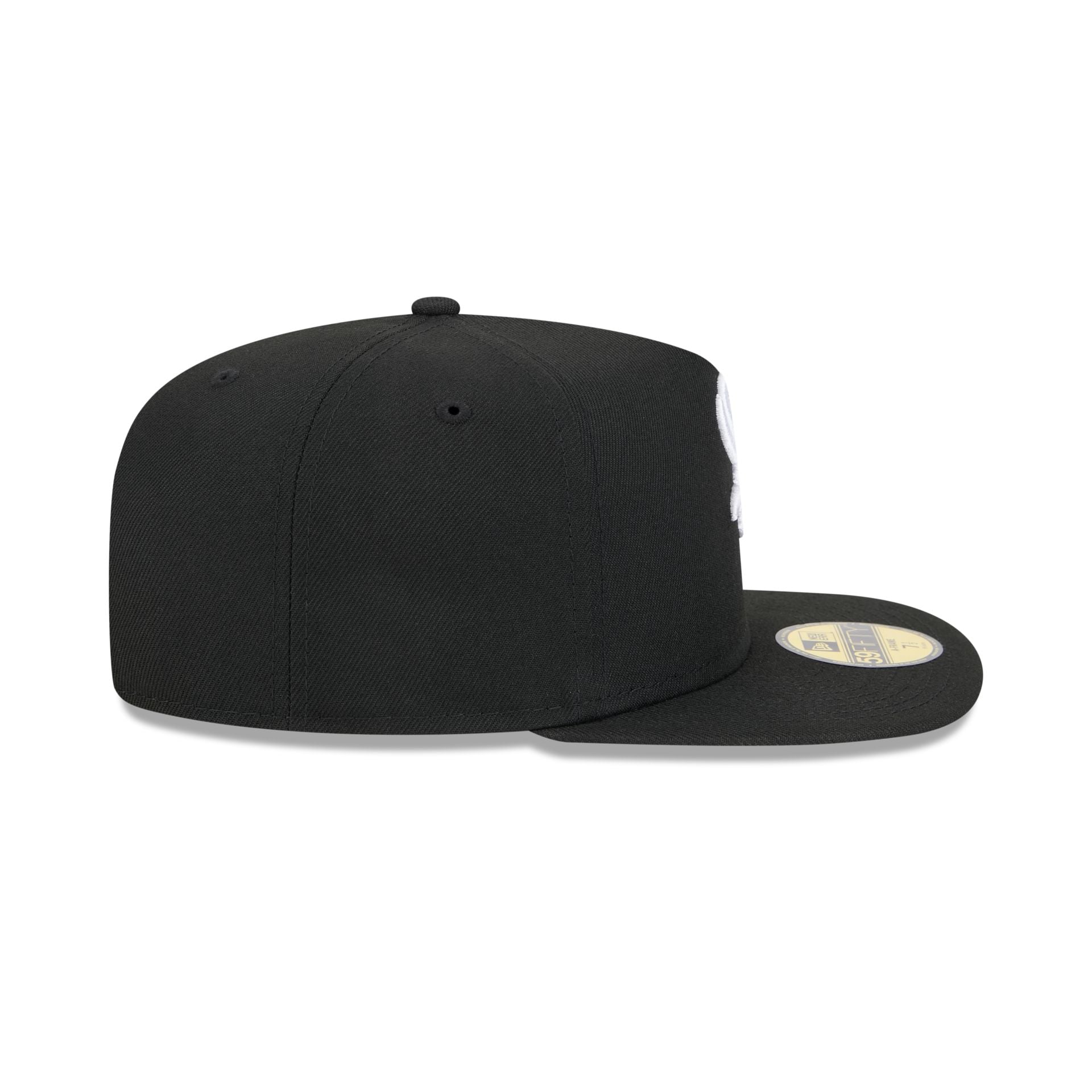 https://cdn.shopify.com/s/files/1/0601/2554/4675/files/60592134_59FIFTYAF_CHS5950AF24376_CHIWHI_OTC_RSIDE.jpg?v=1727902196