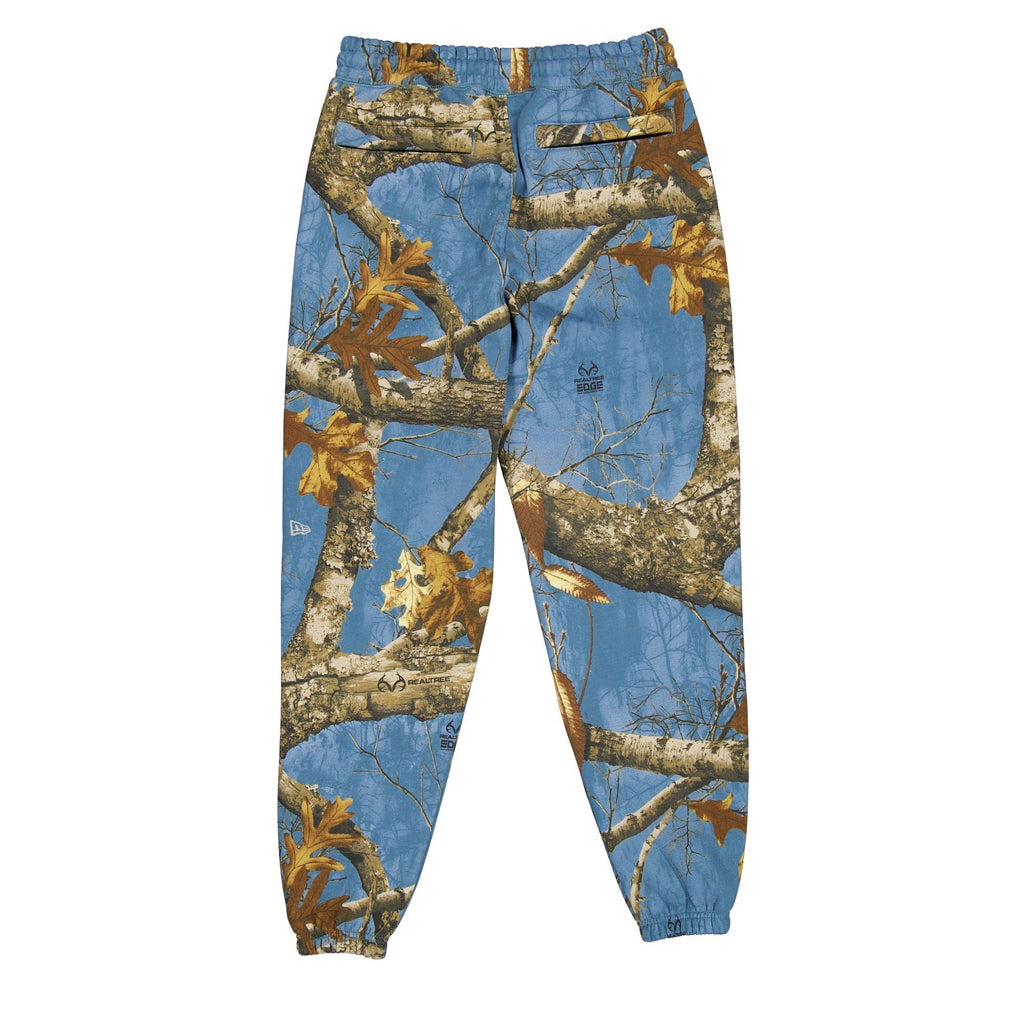 https://cdn.shopify.com/s/files/1/0601/2554/4675/files/60593040_SWEATPANT_REALTREE_BOSRED_CAMO_R.jpg?v=1732138259