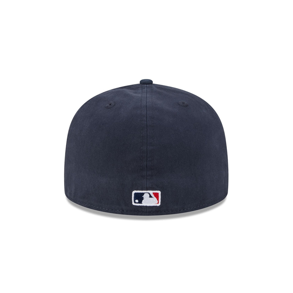 https://cdn.shopify.com/s/files/1/0601/2554/4675/files/60640952_59FIFTYAF_CHAMPIONSHIPSIDEFL_BOSRED_OTC_R.jpg?v=1740150431