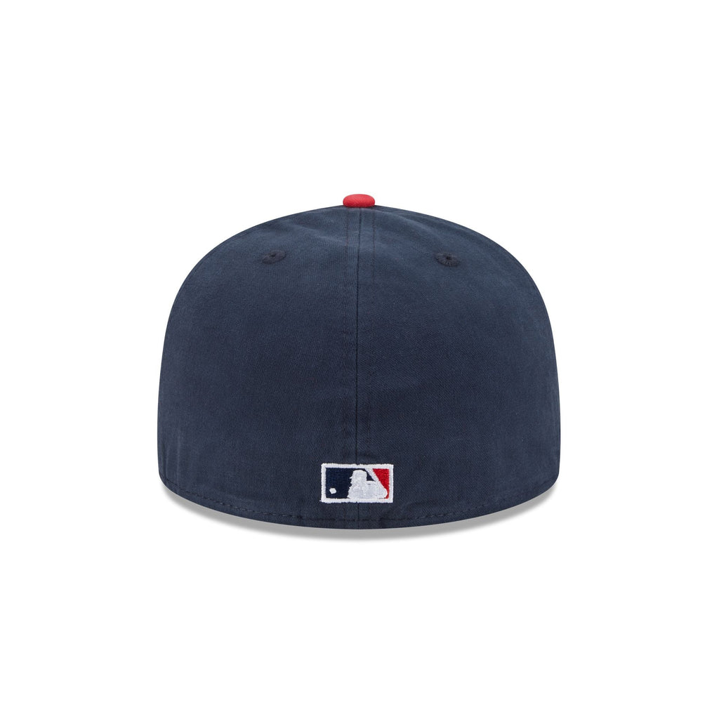 https://cdn.shopify.com/s/files/1/0601/2554/4675/files/60640954_59FIFTYAF_CHAMPIONSHIPSIDEFL_CHIWHI_OTC_R.jpg?v=1740150431