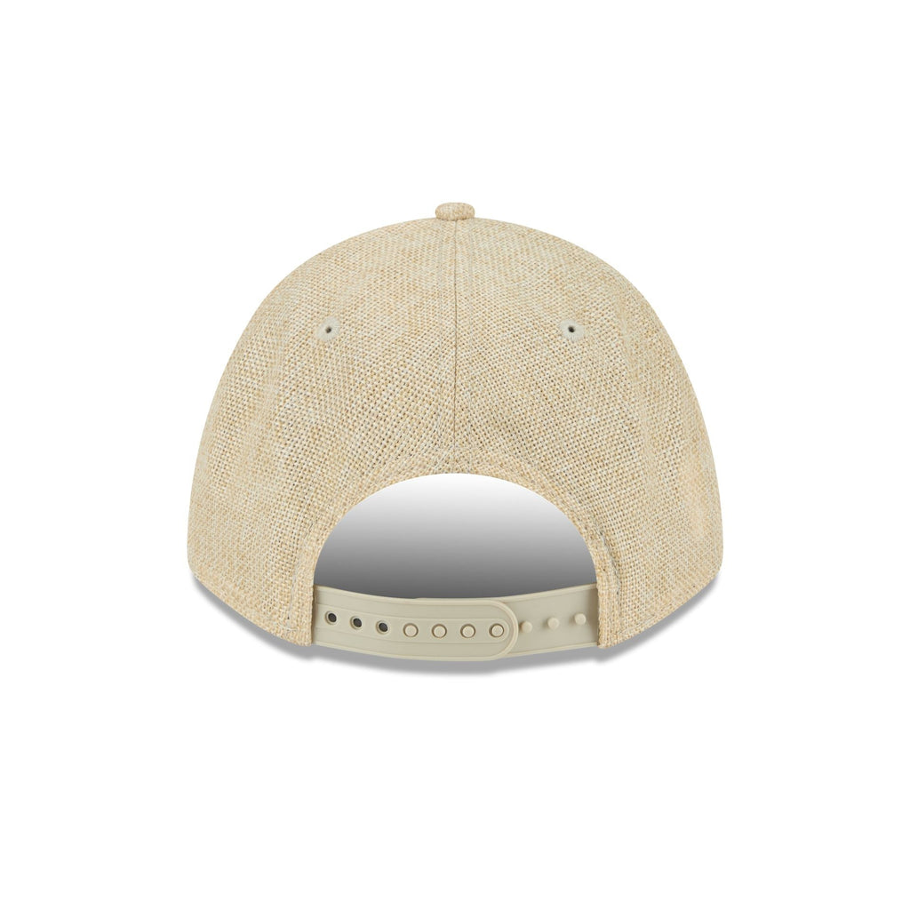 https://cdn.shopify.com/s/files/1/0601/2554/4675/files/60641084_9FORTYMCAF_COTTONWEAVE_BOSRED_STN_R.jpg?v=1741121225