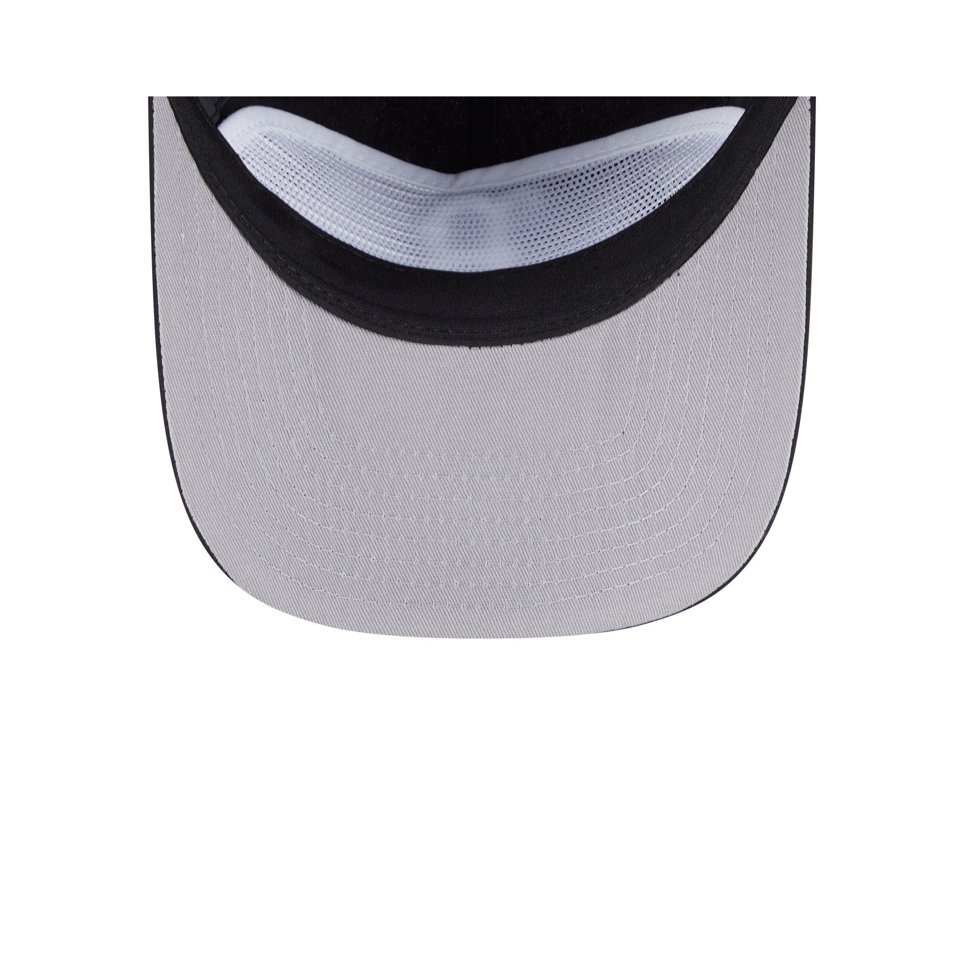 https://cdn.shopify.com/s/files/1/0601/2554/4675/files/60641106_GOLFER_EVERYDAYNYLON_BOSRED_BLK_UV.jpg?v=1740520629