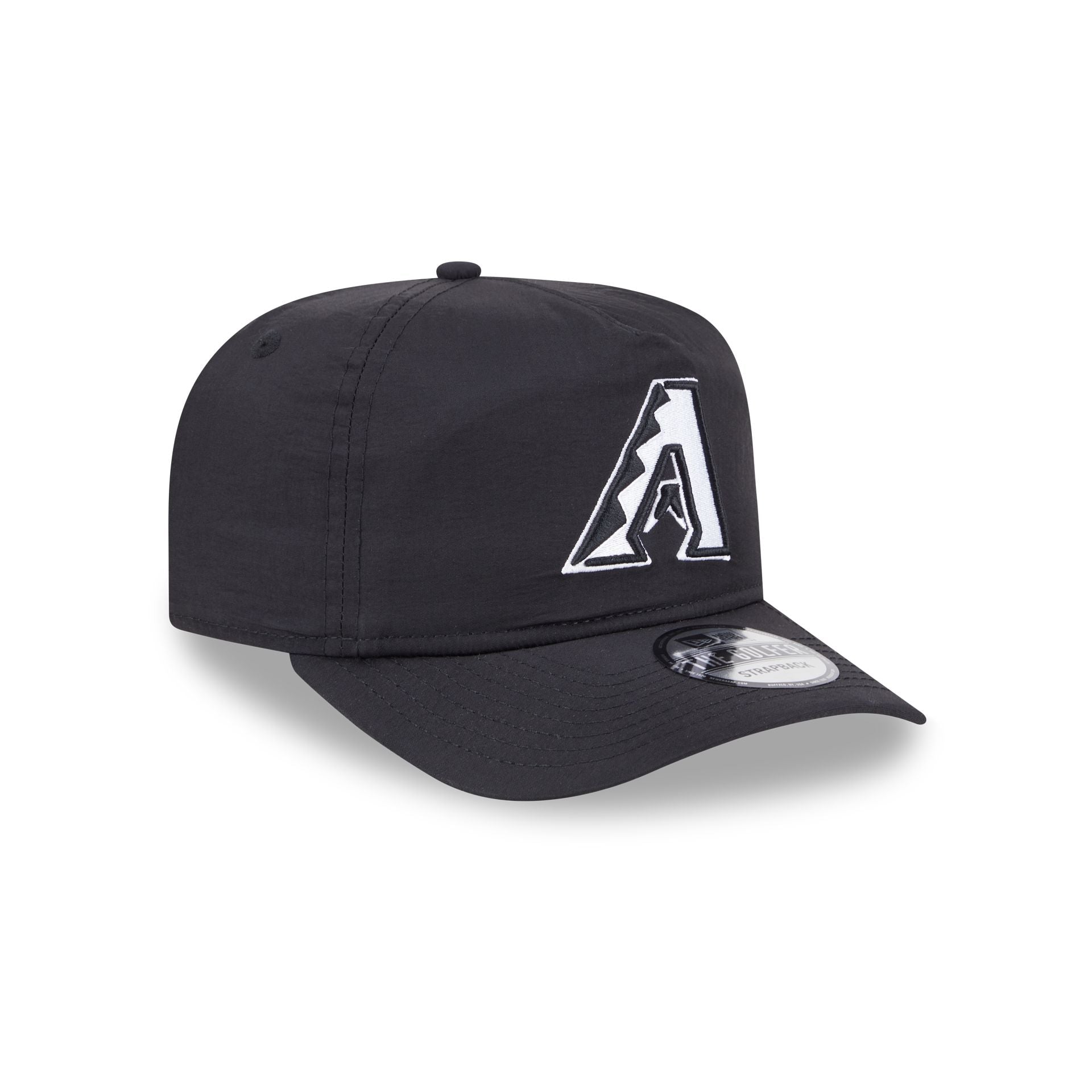 https://cdn.shopify.com/s/files/1/0601/2554/4675/files/60641108_GOLFER_EVERYDAYNYLON_ARIDIA_BLK_3QR.jpg?v=1740520621