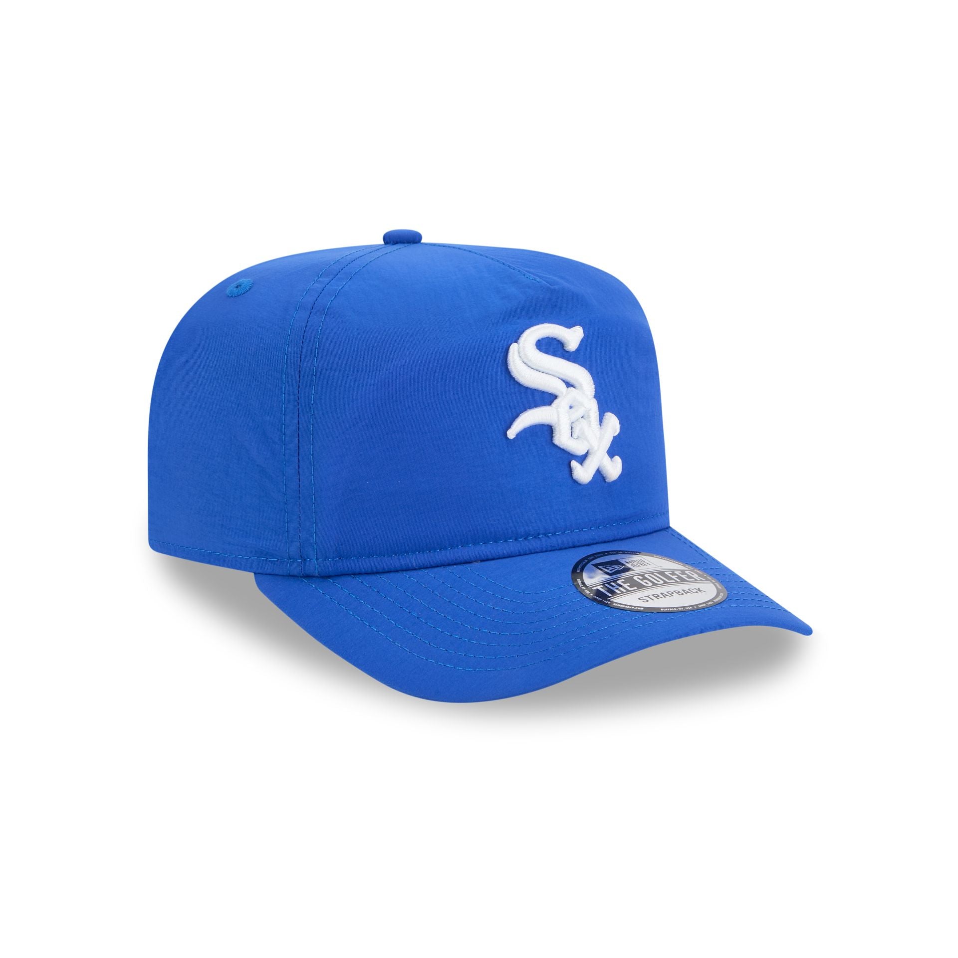https://cdn.shopify.com/s/files/1/0601/2554/4675/files/60641140_GOLFER_EVERYDAYNYLON_CHIWHI_LRY_3QR.jpg?v=1740520620