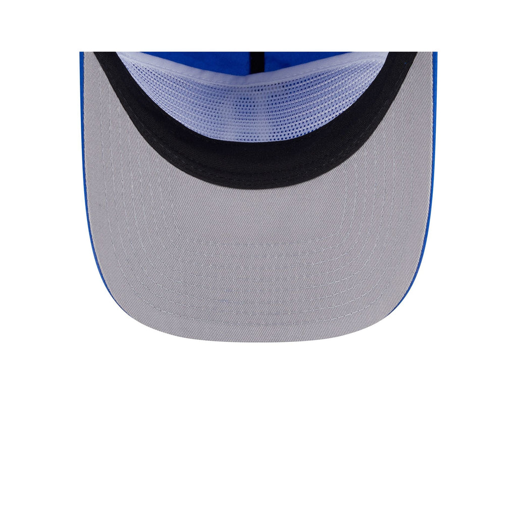 https://cdn.shopify.com/s/files/1/0601/2554/4675/files/60641141_GOLFER_EVERYDAYNYLON_BOSRED_LRY_UV.jpg?v=1740520615