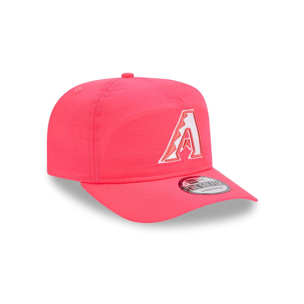 https://cdn.shopify.com/s/files/1/0601/2554/4675/files/60641171_GOLFER_EVERYDAYNYLON_ARIDIA_XPK_3QR.jpg?v=1740520616