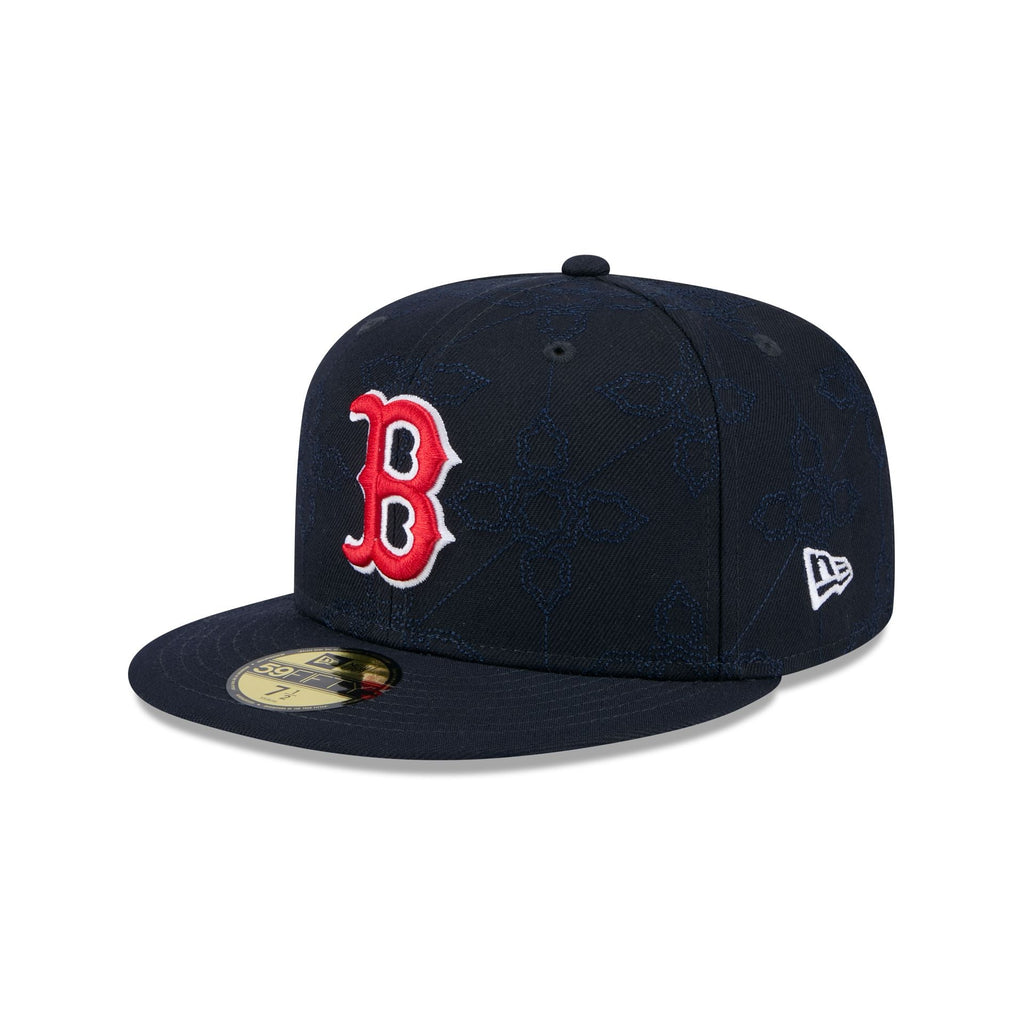https://cdn.shopify.com/s/files/1/0601/2554/4675/files/60641245_59FIFTY_OTCPATTERN_BOSRED_OTC_3QL.jpg?v=1739890273