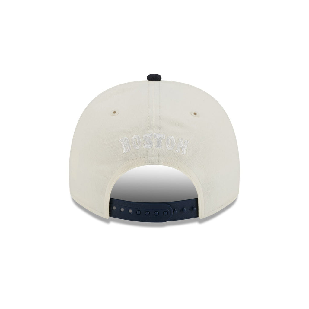 https://cdn.shopify.com/s/files/1/0601/2554/4675/files/60641276_GOLFER_TEAMSCRIBBLE_BOSRED_CHW_R.jpg?v=1739890274
